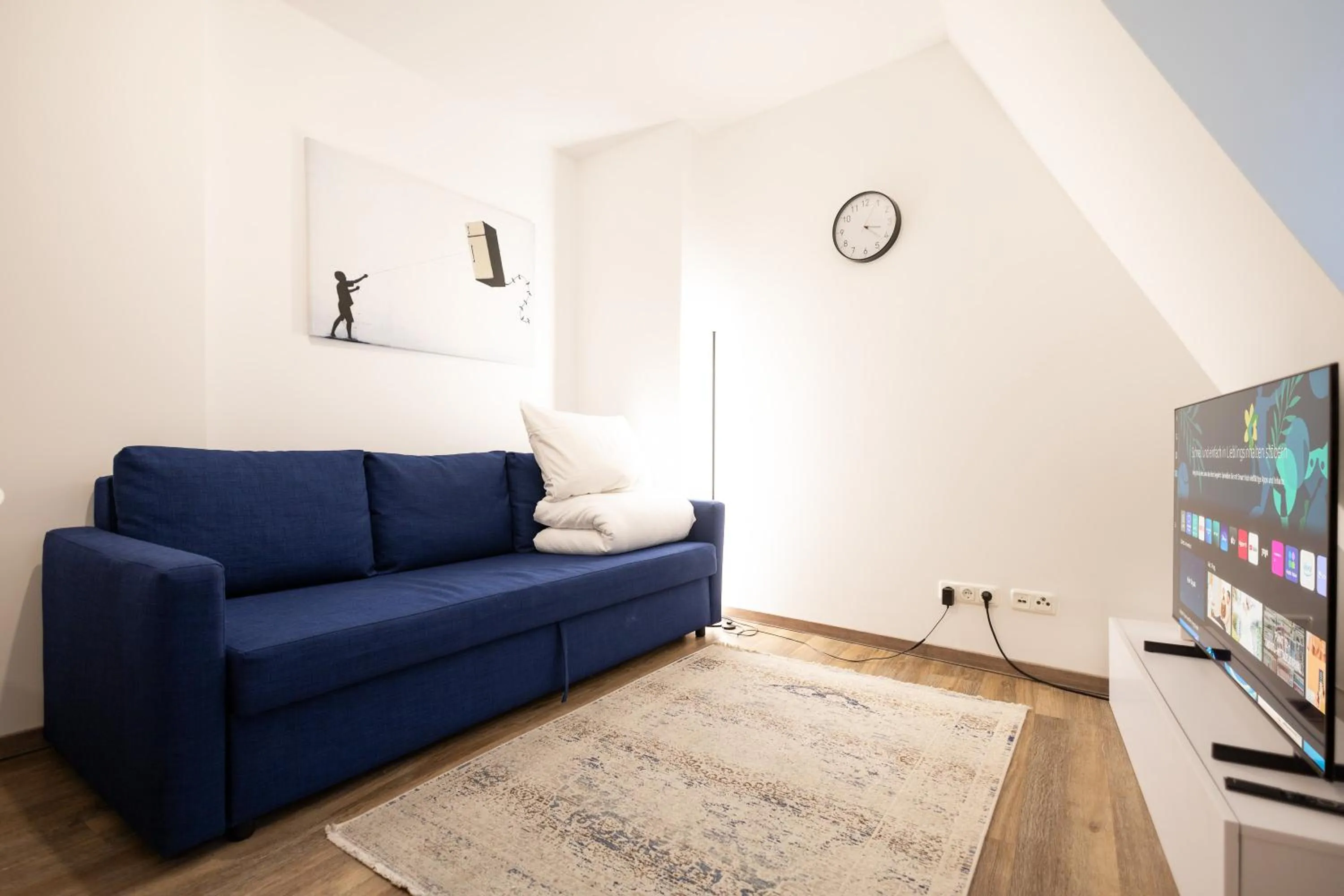 TV and multimedia in Apartments am Neuen Theater - Altstadt - Zentral - Küche - Wifi - Powered by Ko-Living