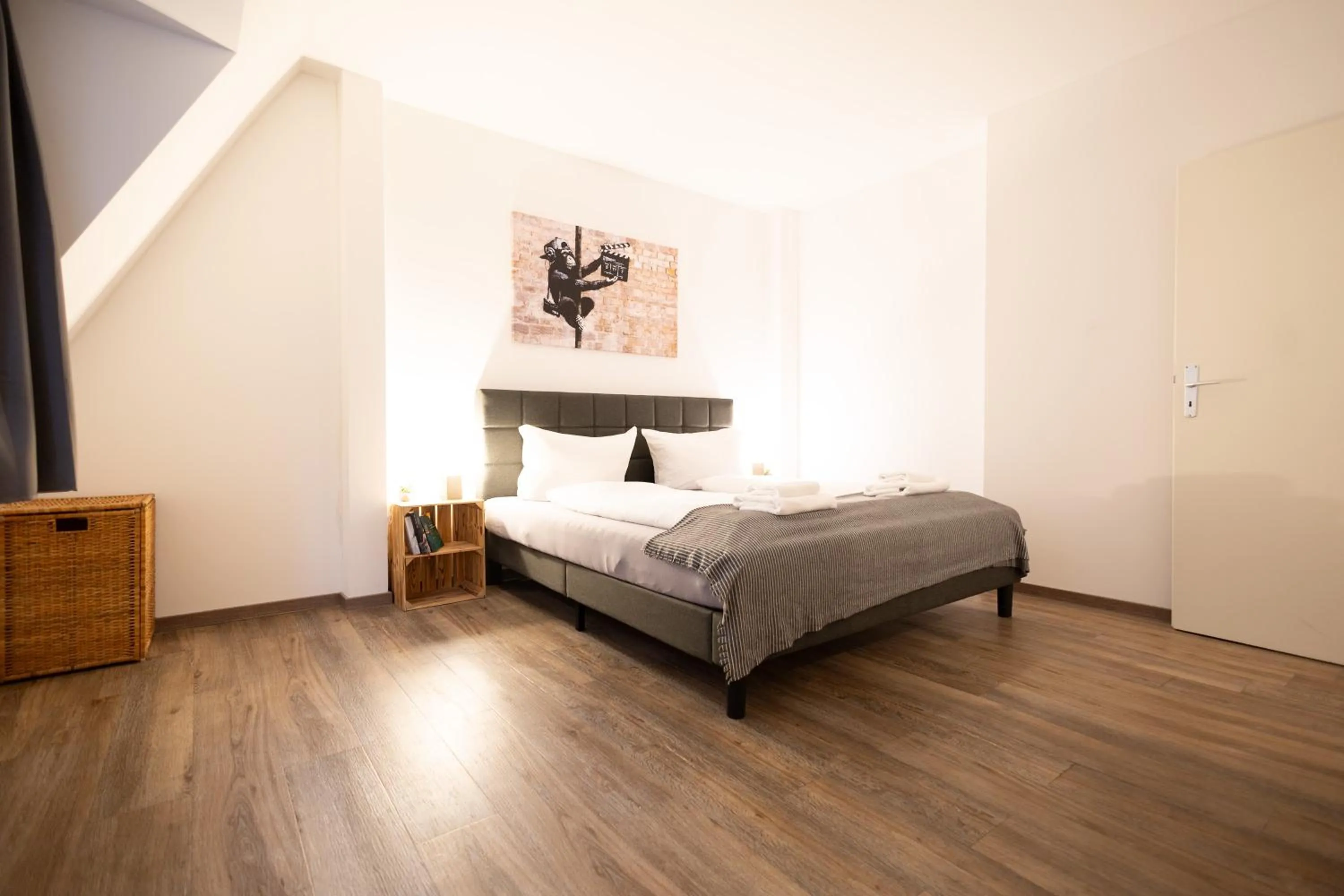 Bed in Apartments am Neuen Theater - Altstadt - Zentral - Küche - Wifi - Powered by Ko-Living