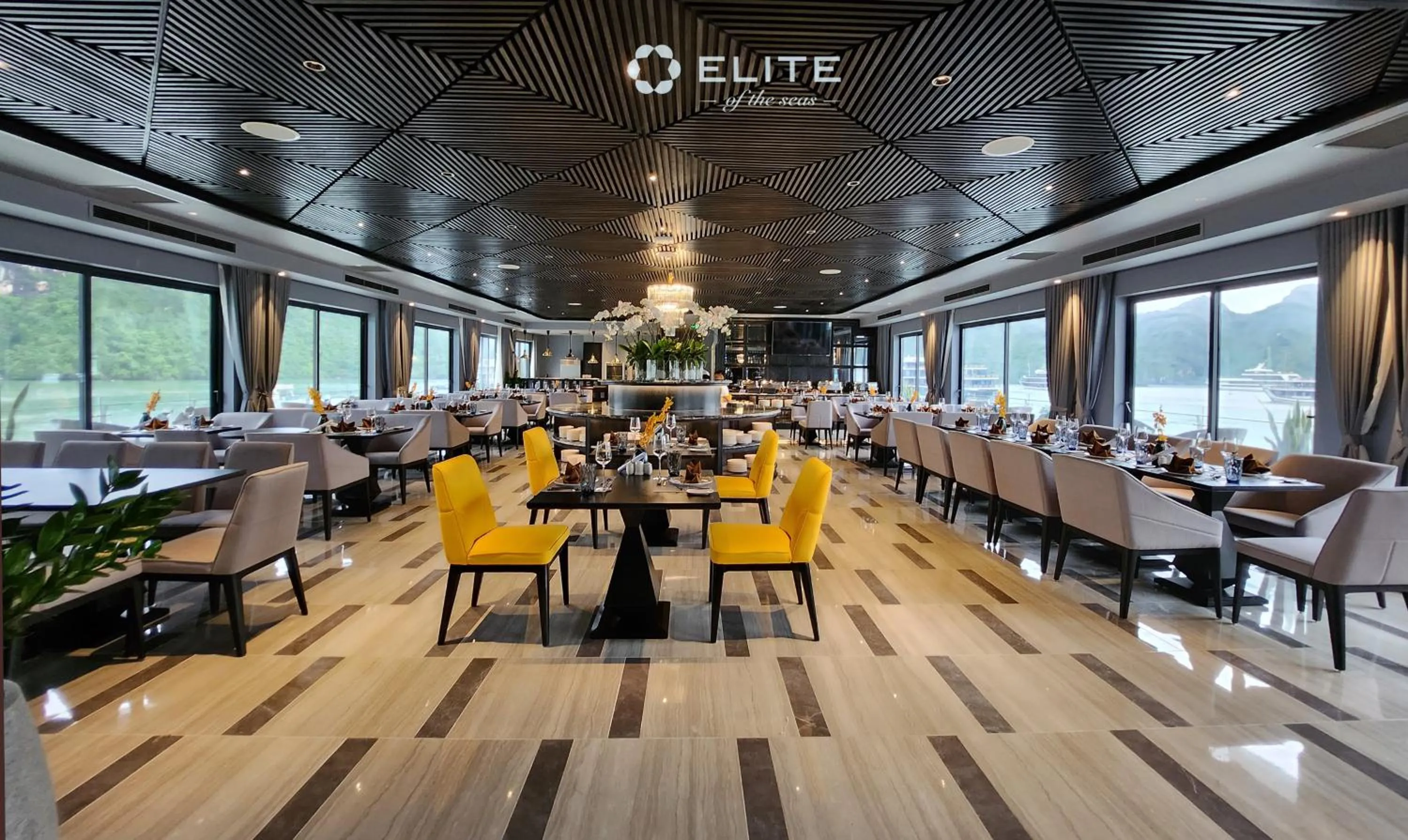 Restaurant/places to eat in Elite of the Seas