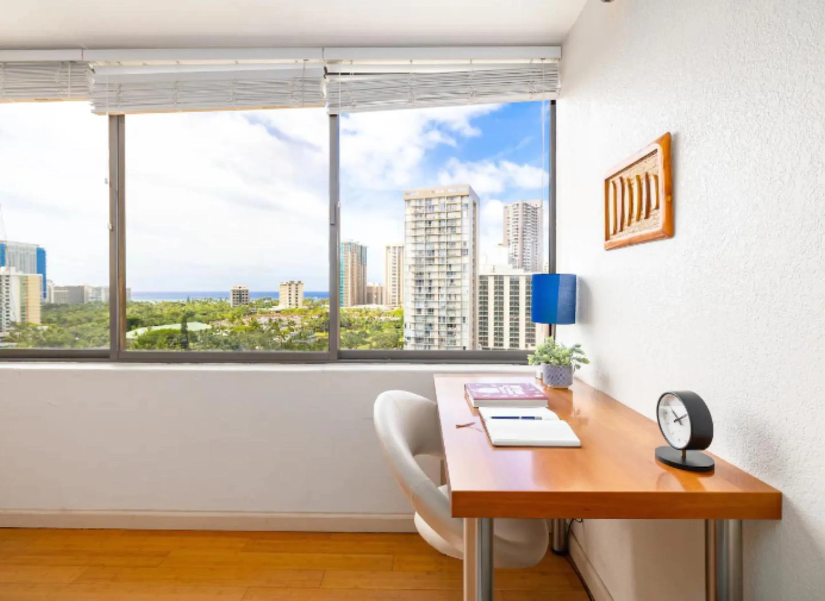 City view in Vacation Apartments in Honolulu Hawaii
