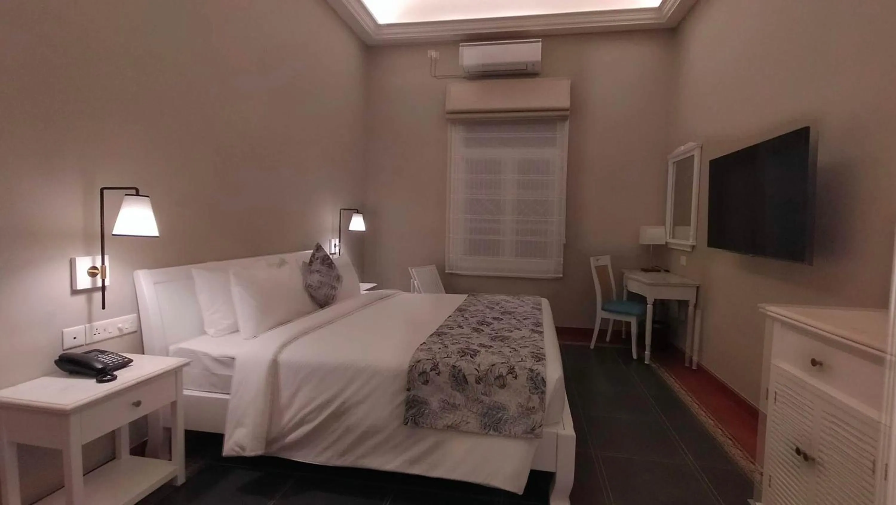 Bed in Villa Cavi