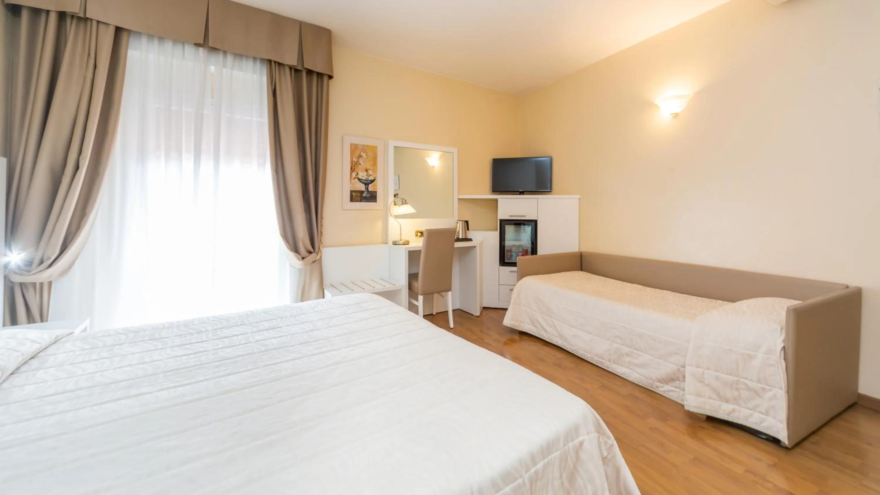 Bed in Hotel University