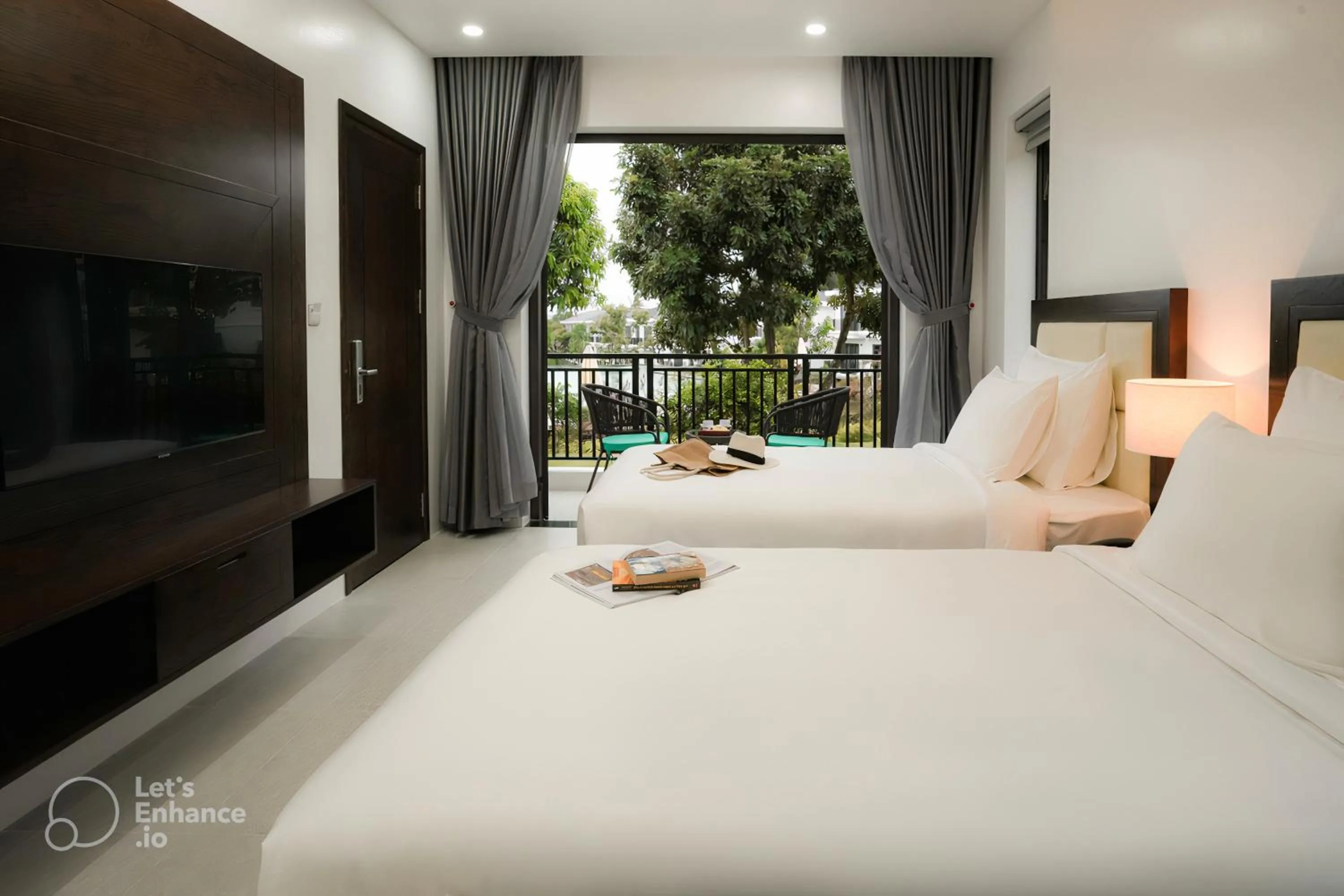 Property building, Bed in DAD Resort Phú Quốc