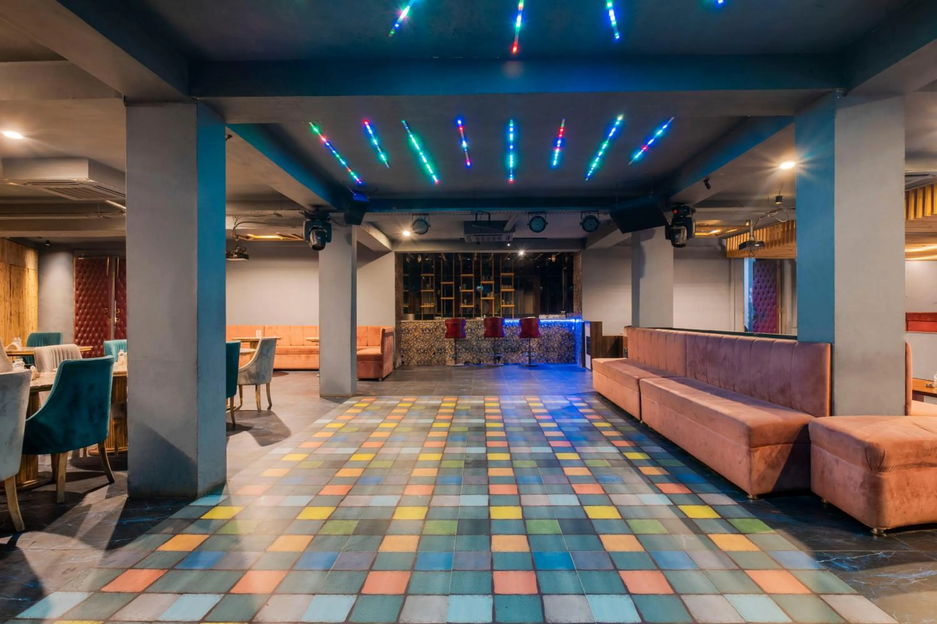 Restaurant/places to eat in Treebo The Mountain Deer Valley Near PGI