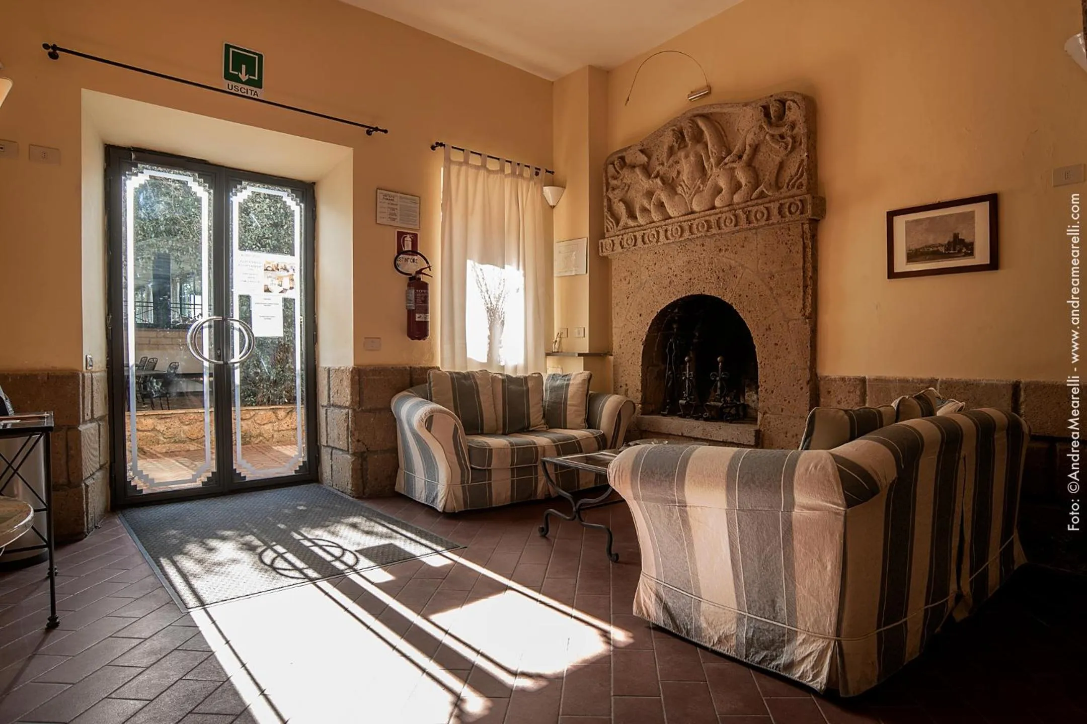 Lobby or reception in Hotel Scilla