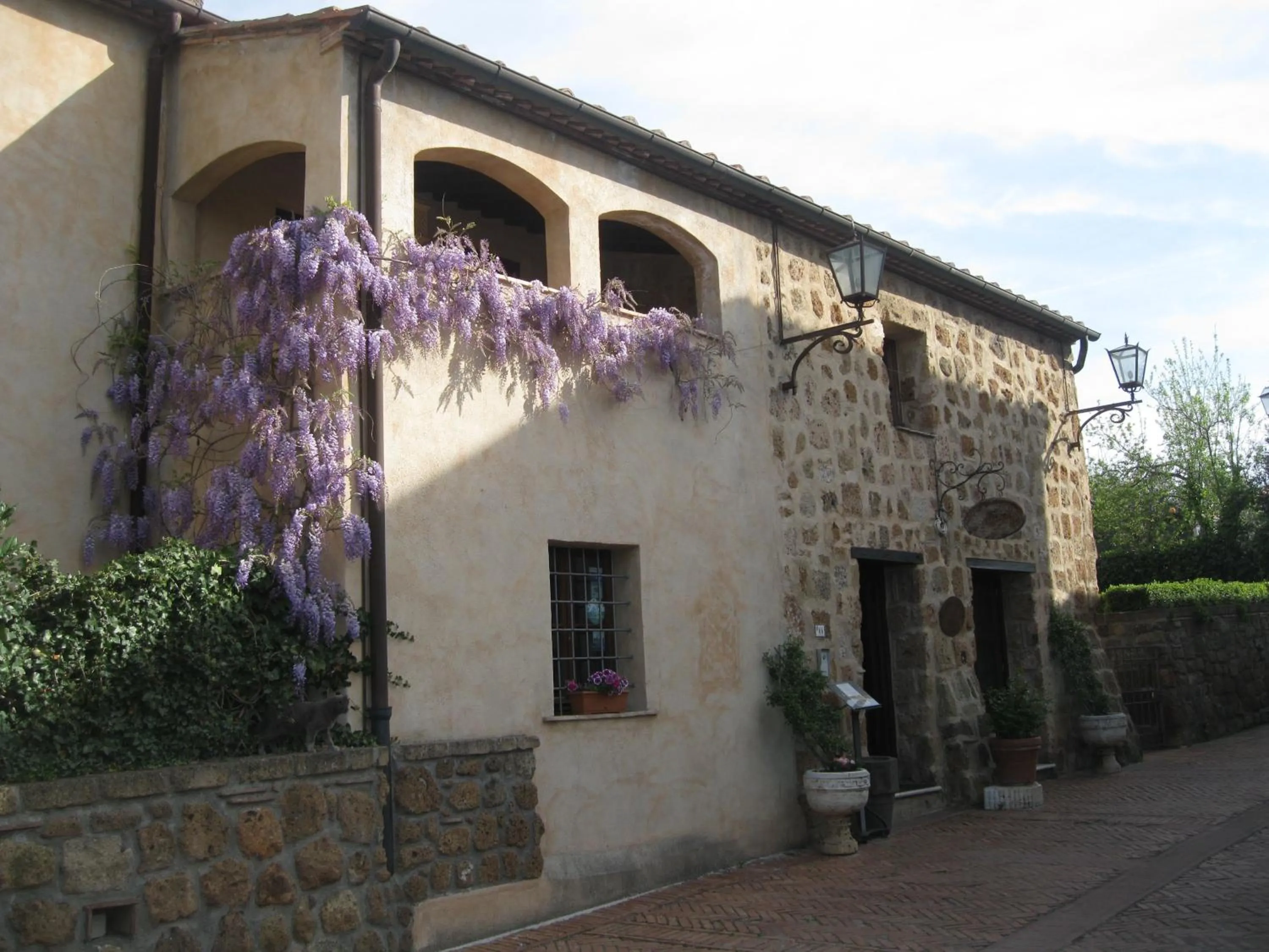 Facade/entrance in Sovana Hotel & Resort