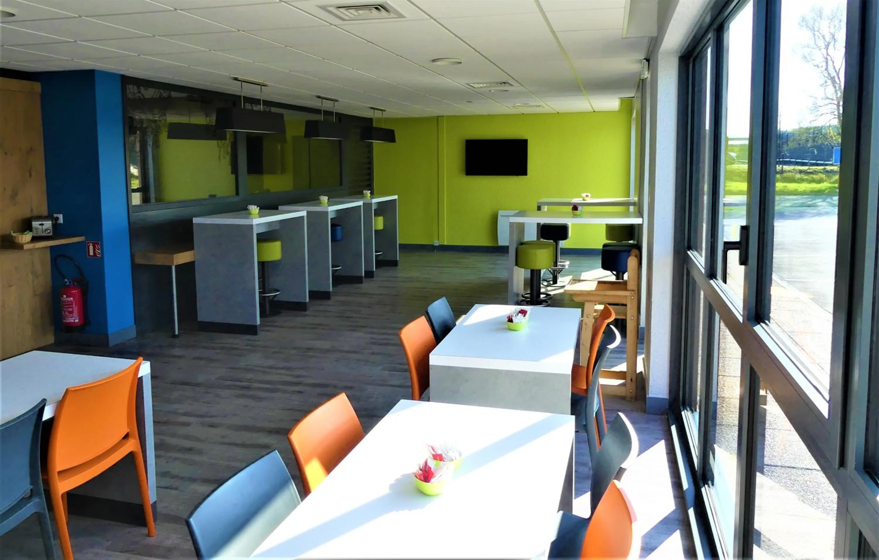 Restaurant/places to eat in Ibis budget Brest Sud Plougastel - Hôtel rénové