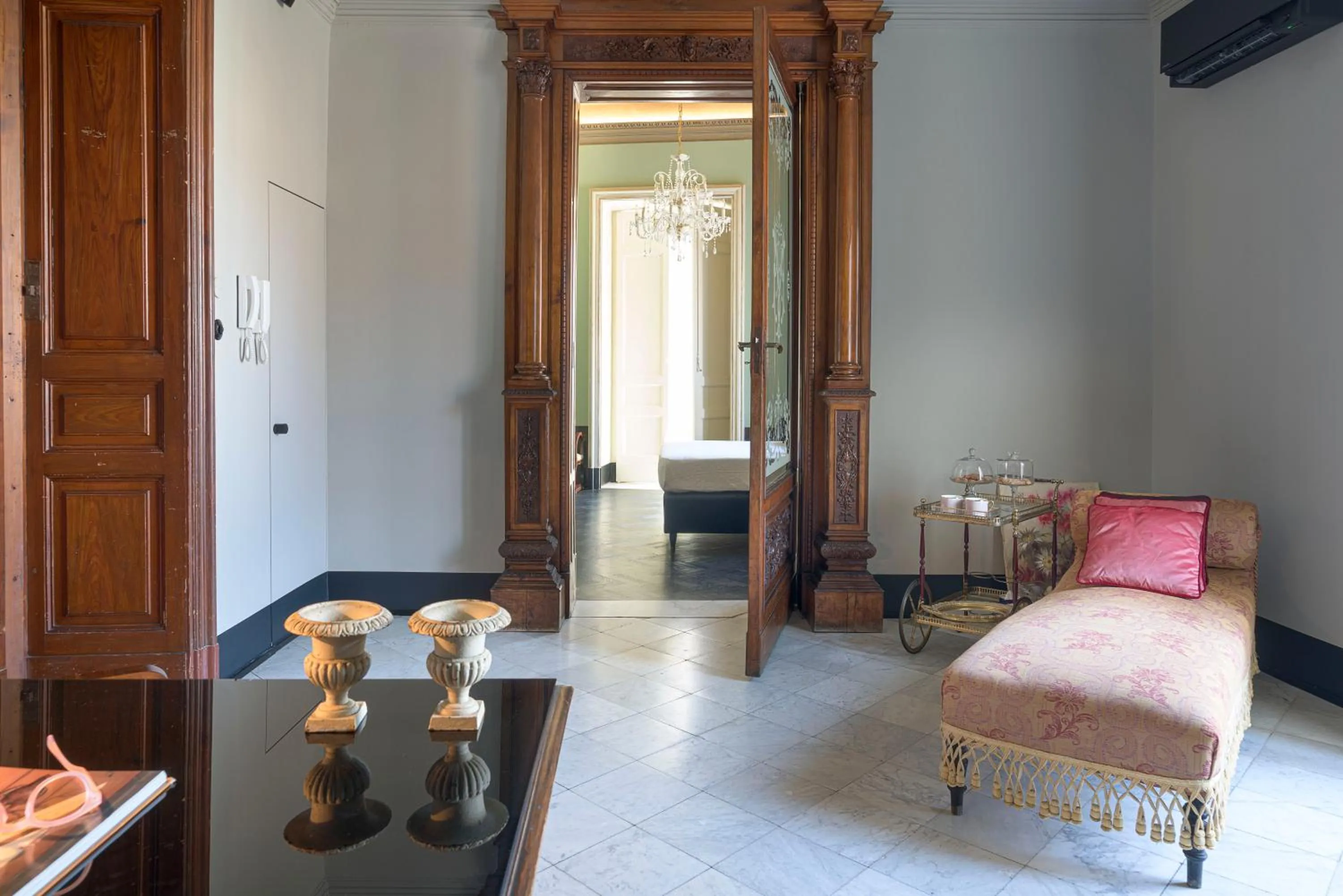 Seating area, Bed in DIMORA PATERNÒ DEL GRADO