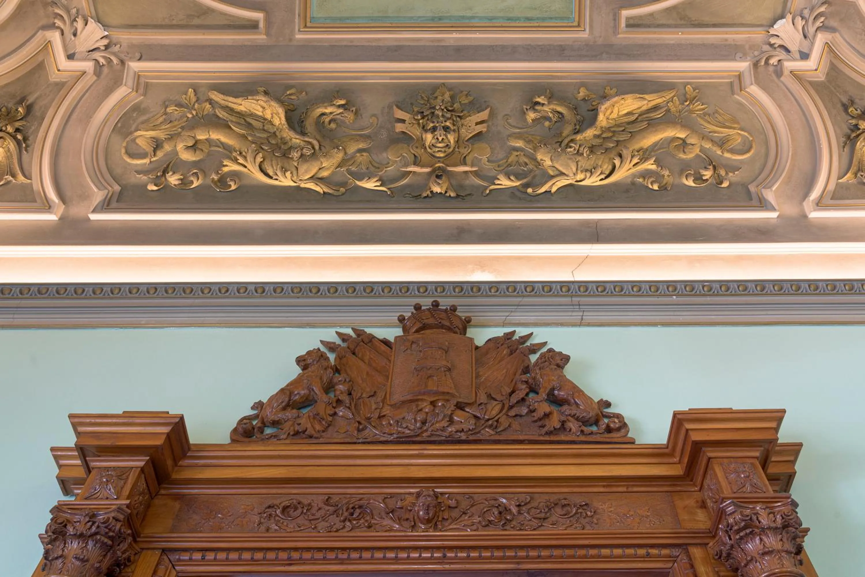 Decorative detail in DIMORA PATERNÒ DEL GRADO