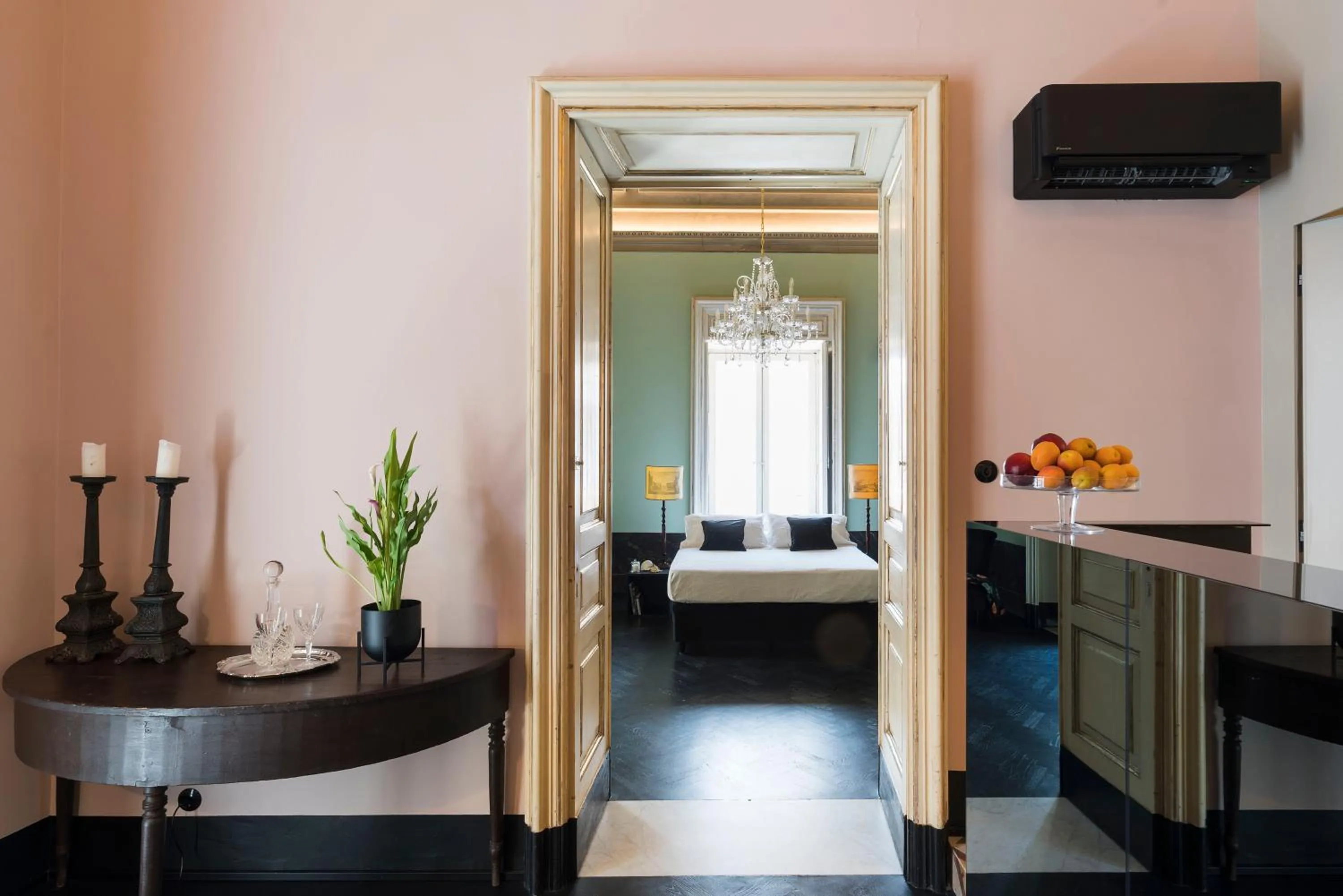 Photo of the whole room in DIMORA PATERNÒ DEL GRADO