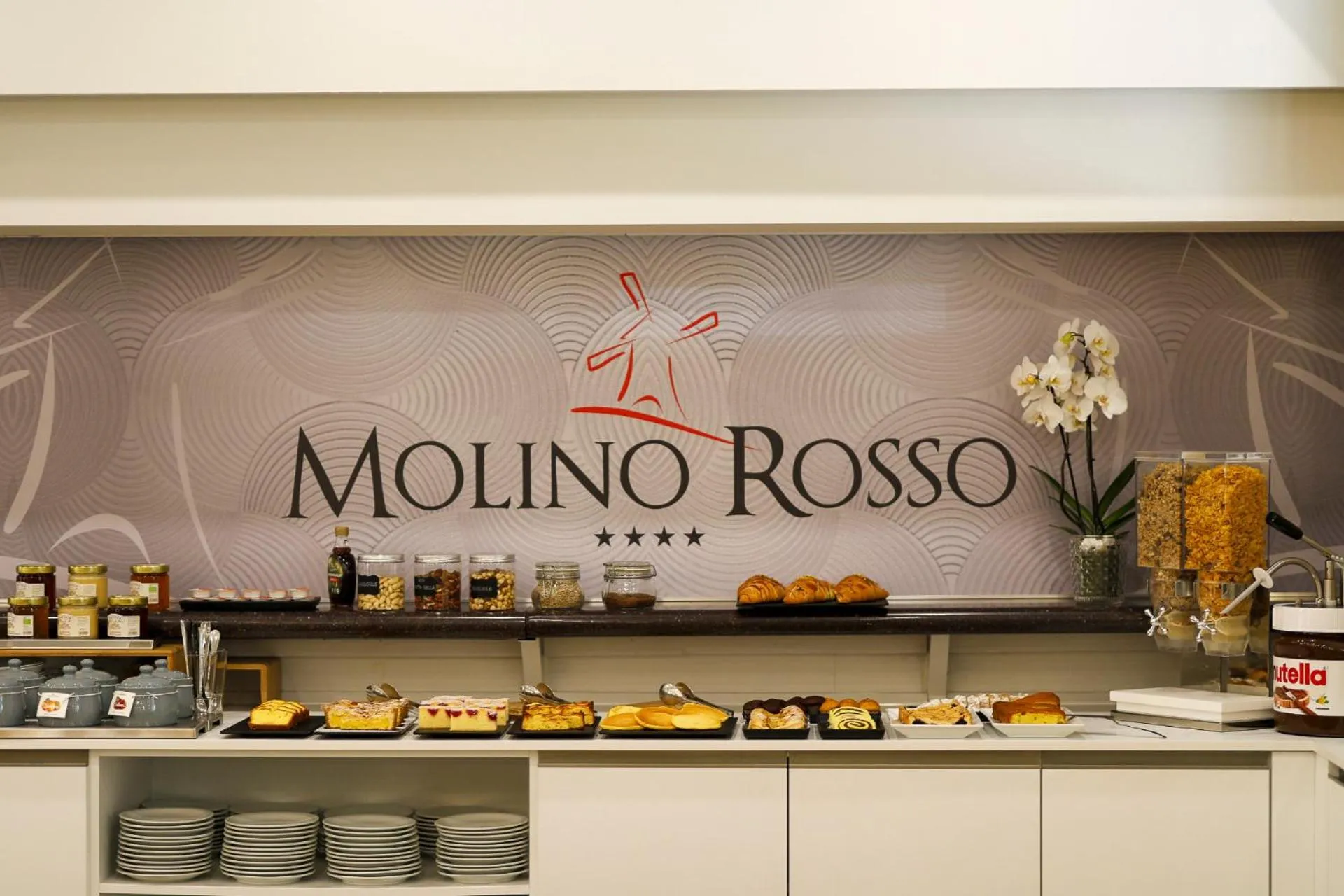 Breakfast in Hotel Molino Rosso