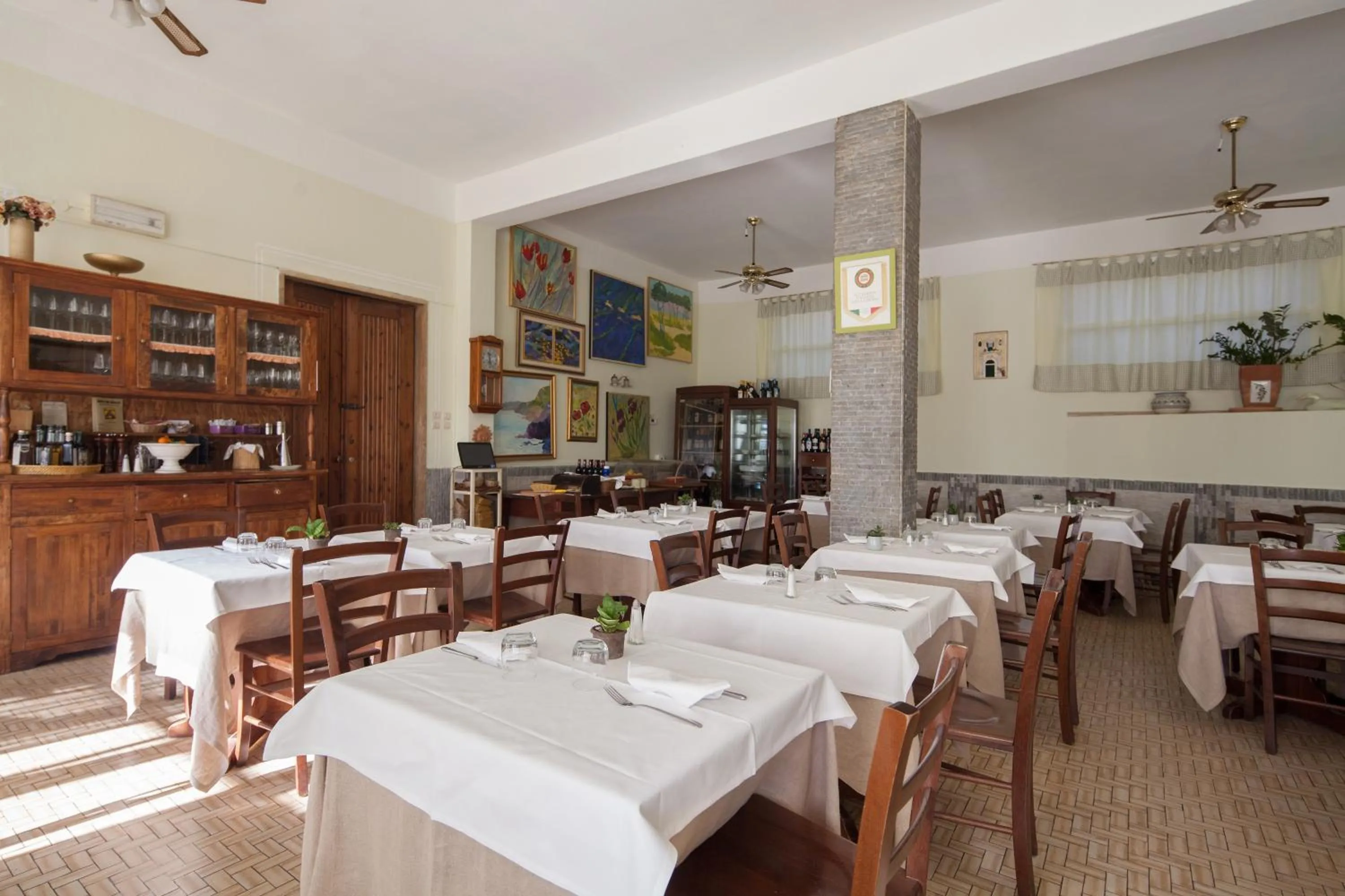 Restaurant/places to eat in Antica Locanda Luigina