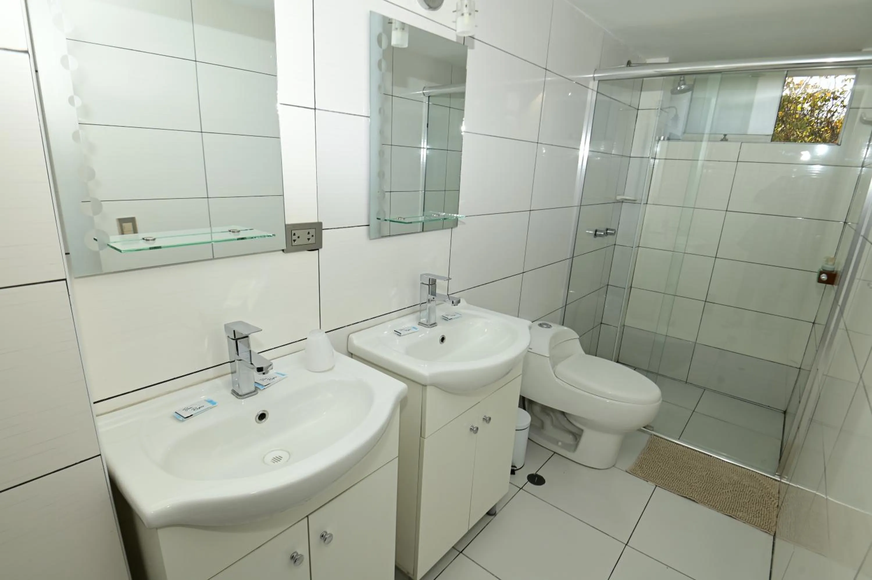 Shower in Bon Repos Boutique