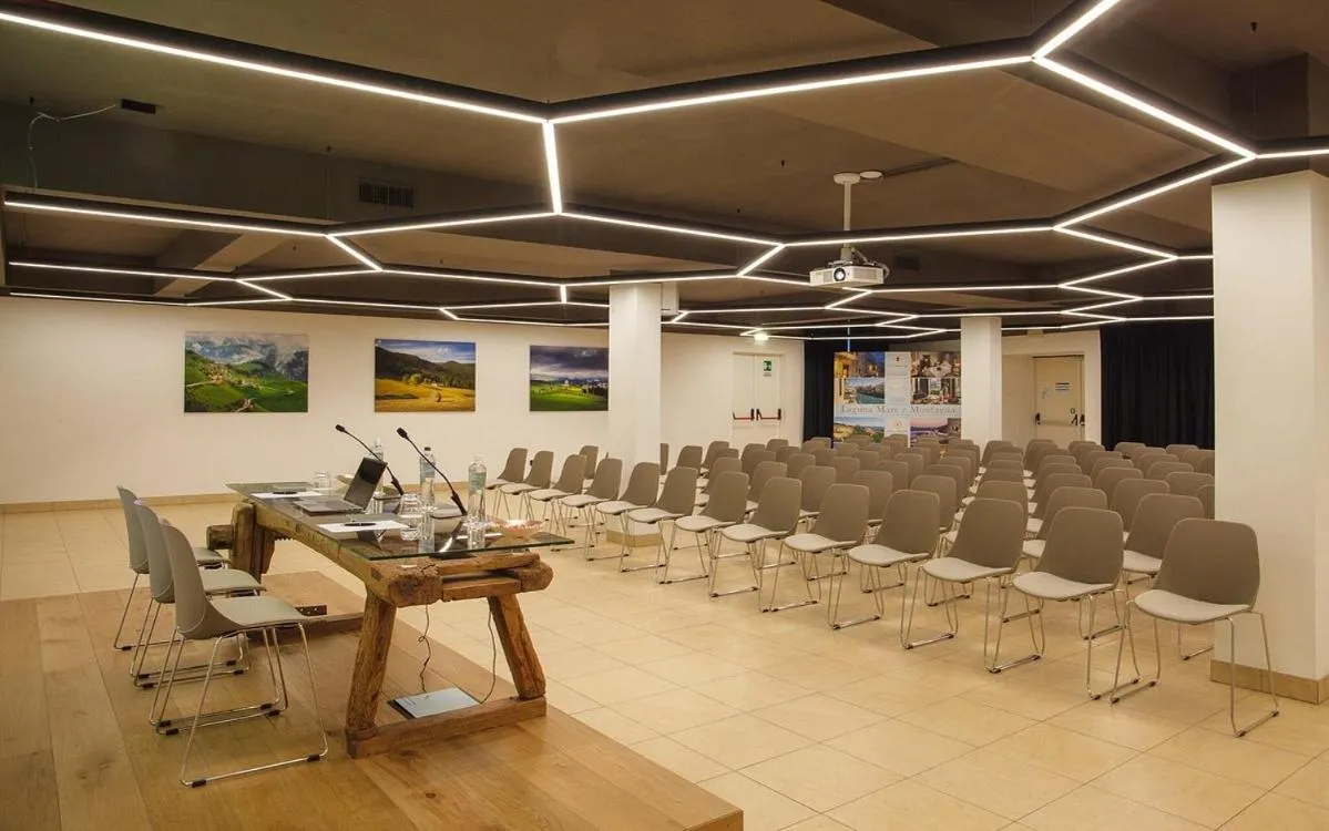 Meeting/conference room in Asiago Sporting Hotel & Spa