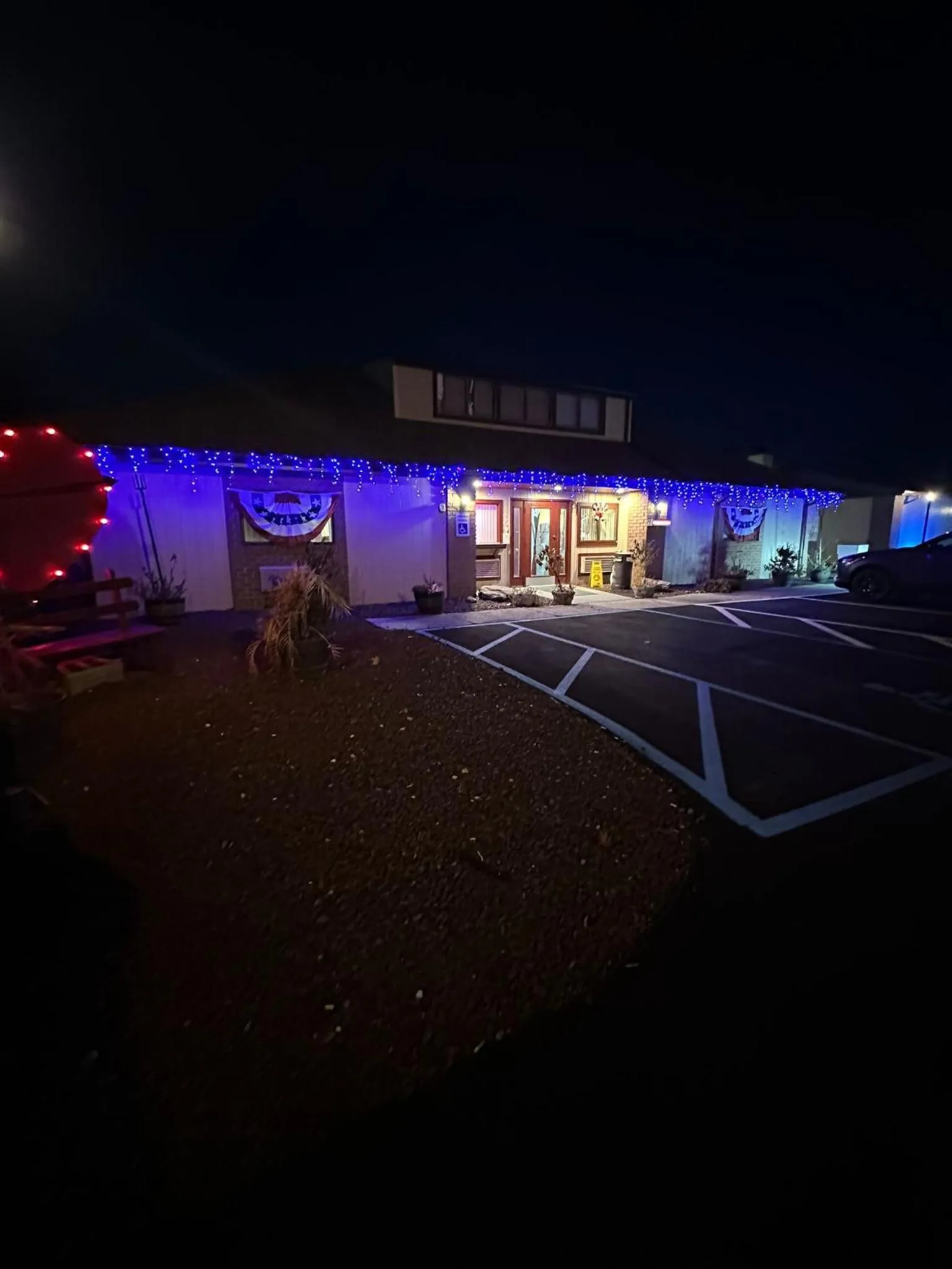 Property building in Inn of the Dove Harrisburg-Hershey Romantic Suites