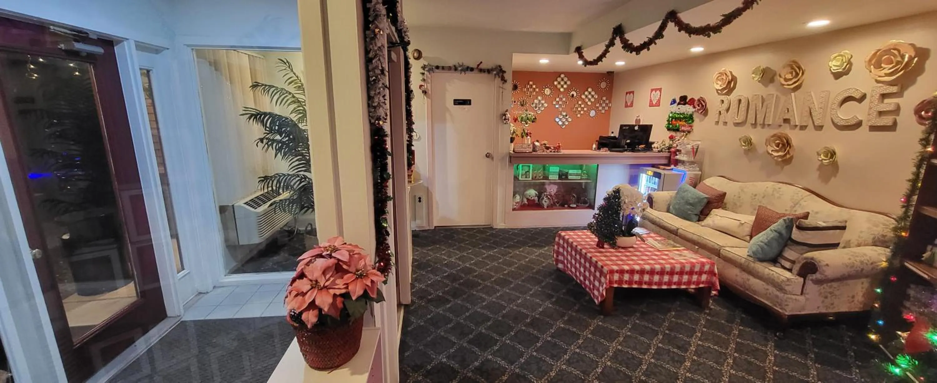 Lobby or reception in Inn of the Dove Harrisburg-Hershey Romantic Suites