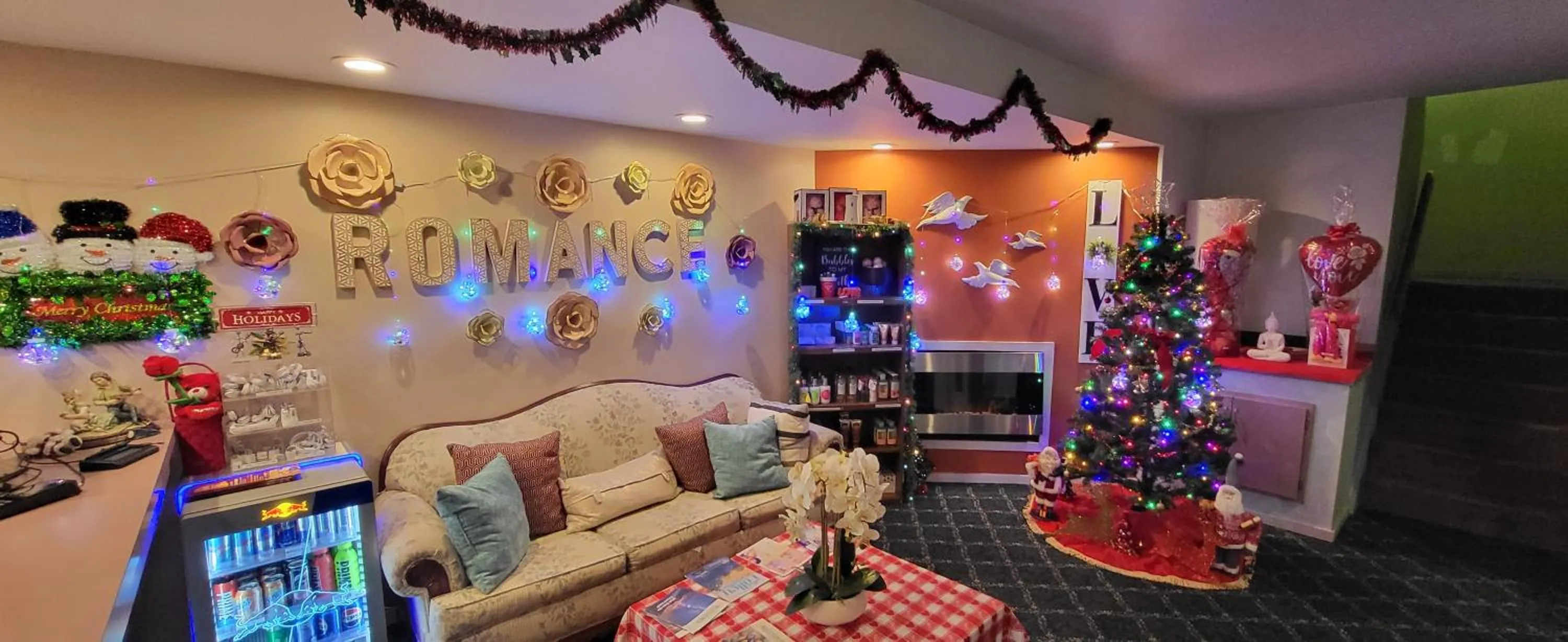 Lobby or reception in Inn of the Dove Harrisburg-Hershey Romantic Suites