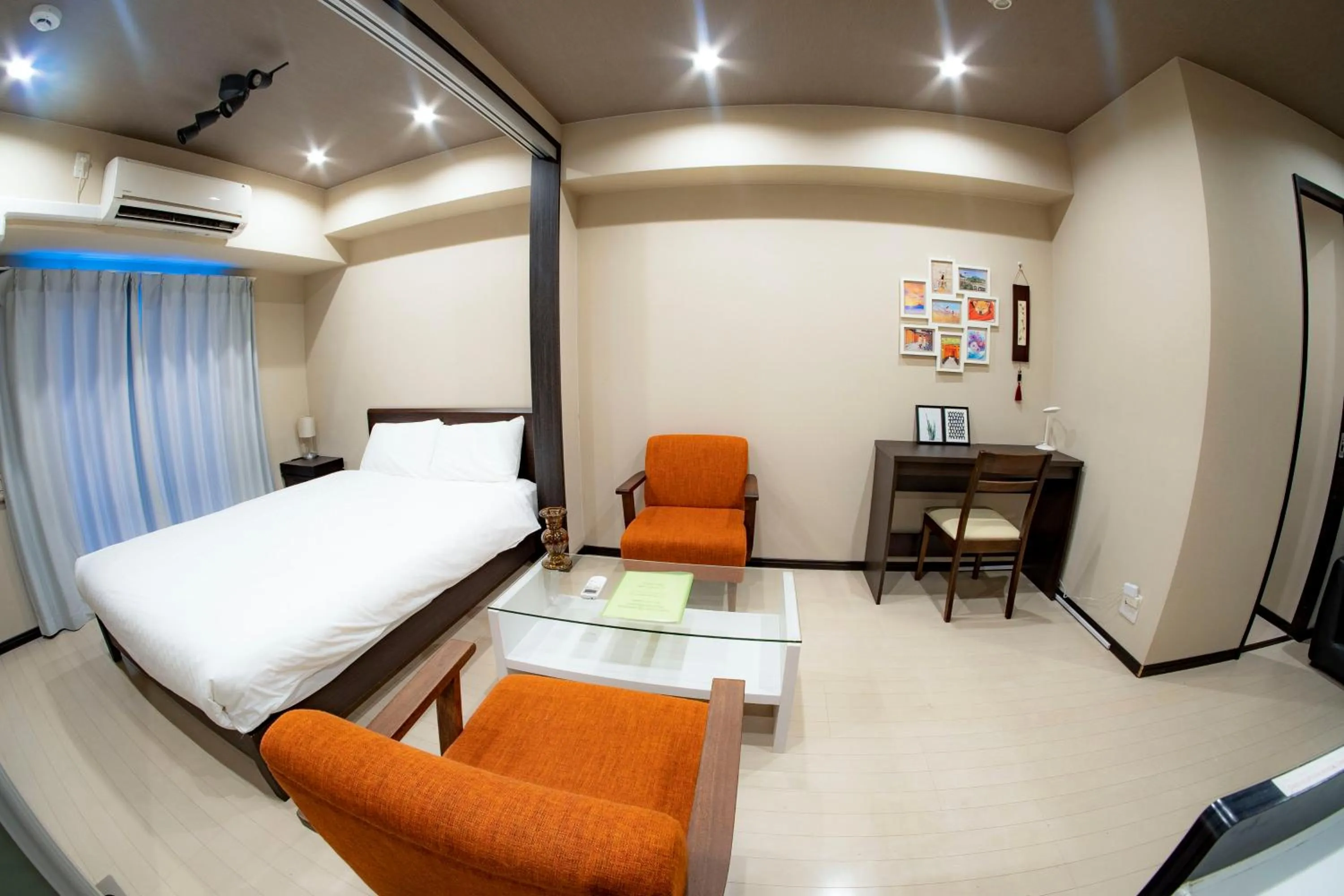 Photo of the whole room, Bed in Sakimoto Residence Namba Minami