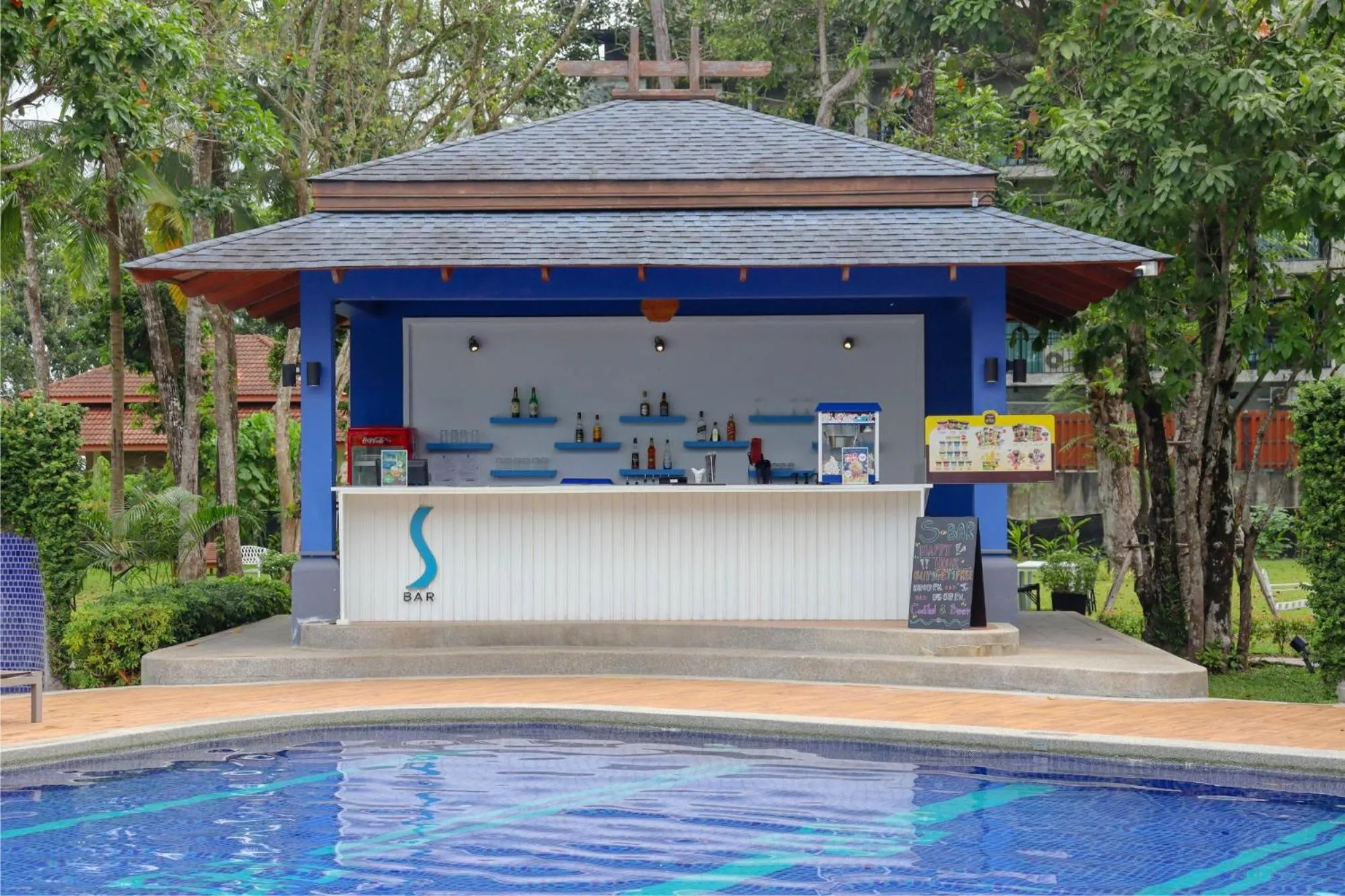 Area and facilities in Holiday Style Ao Nang Beach Resort, Krabi