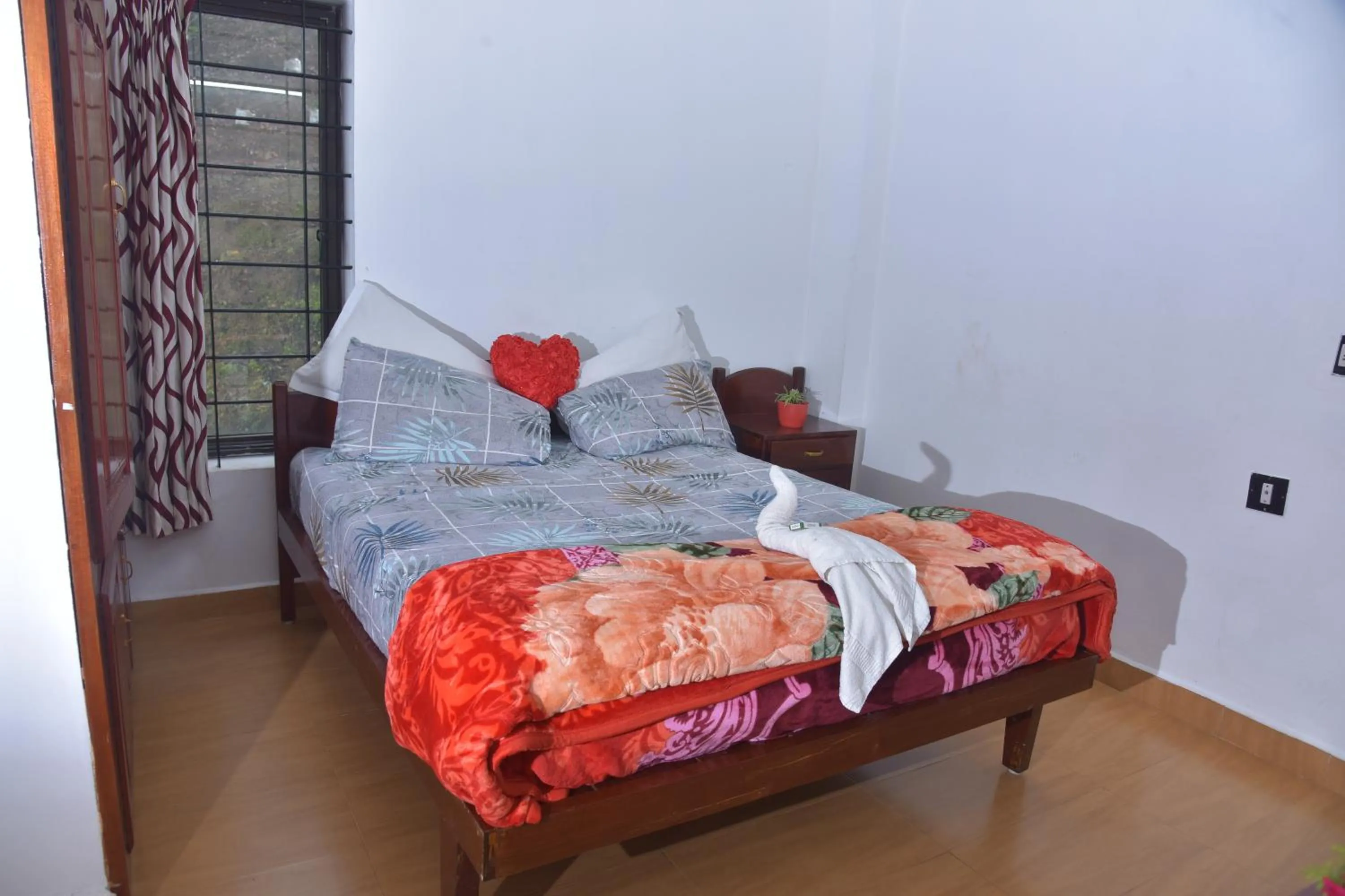 Bedroom, Bed in AC MIST