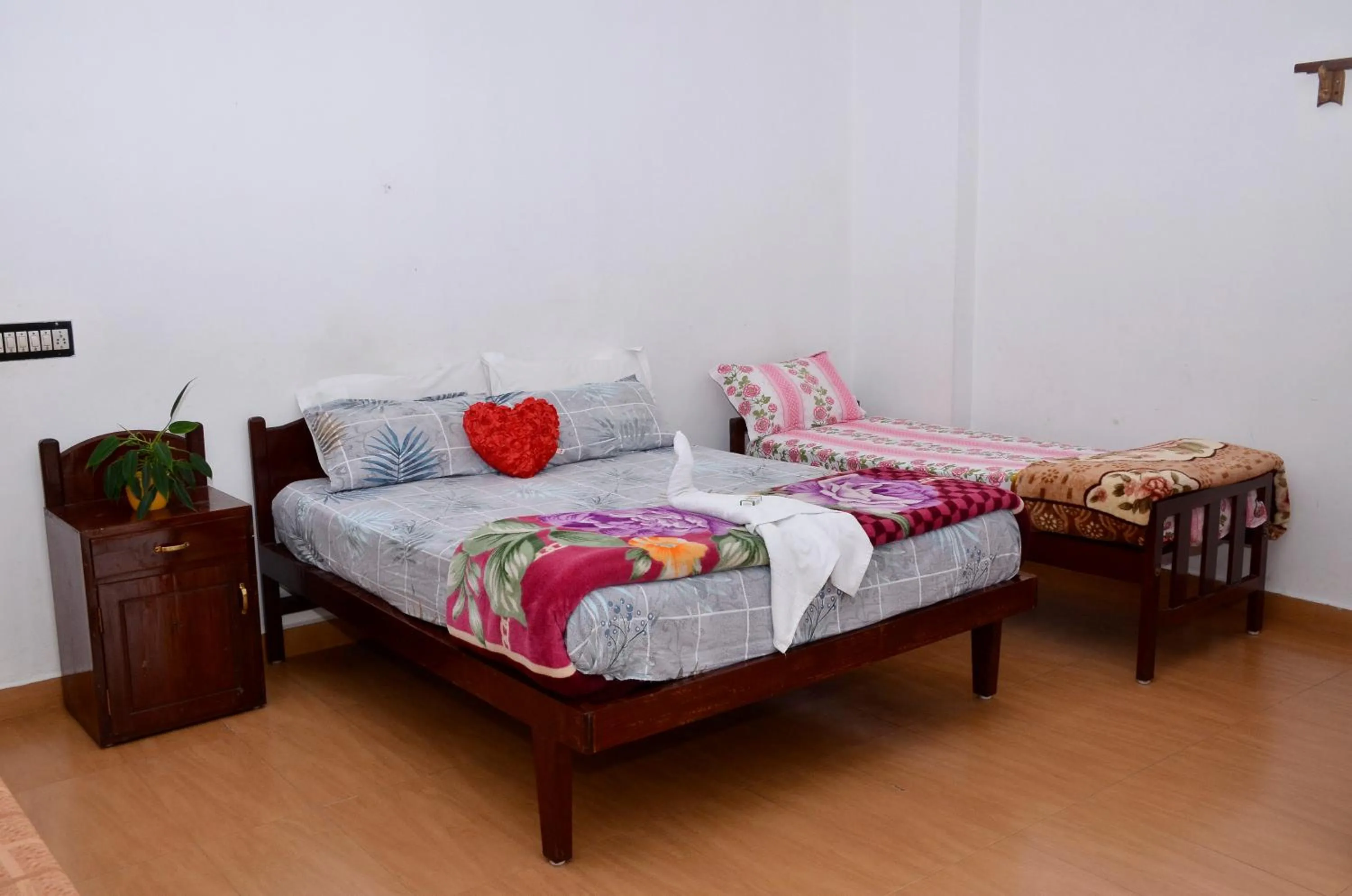 Bedroom, Bed in AC MIST