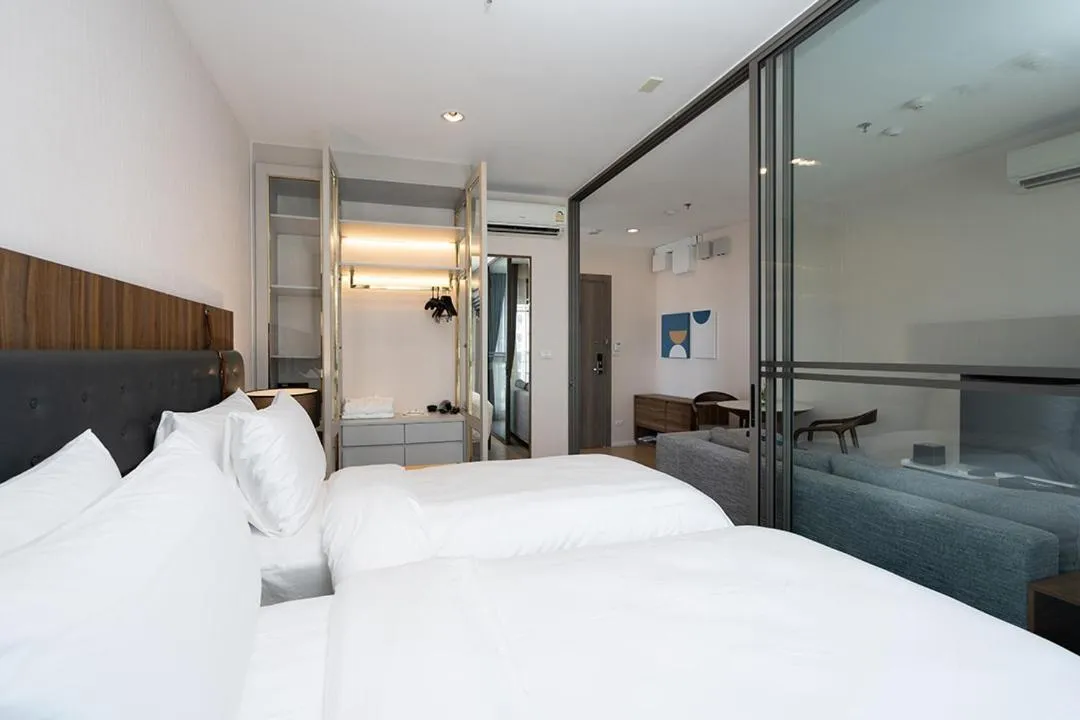 Bed in Oakwood Suites Tiwanon Bangkok
