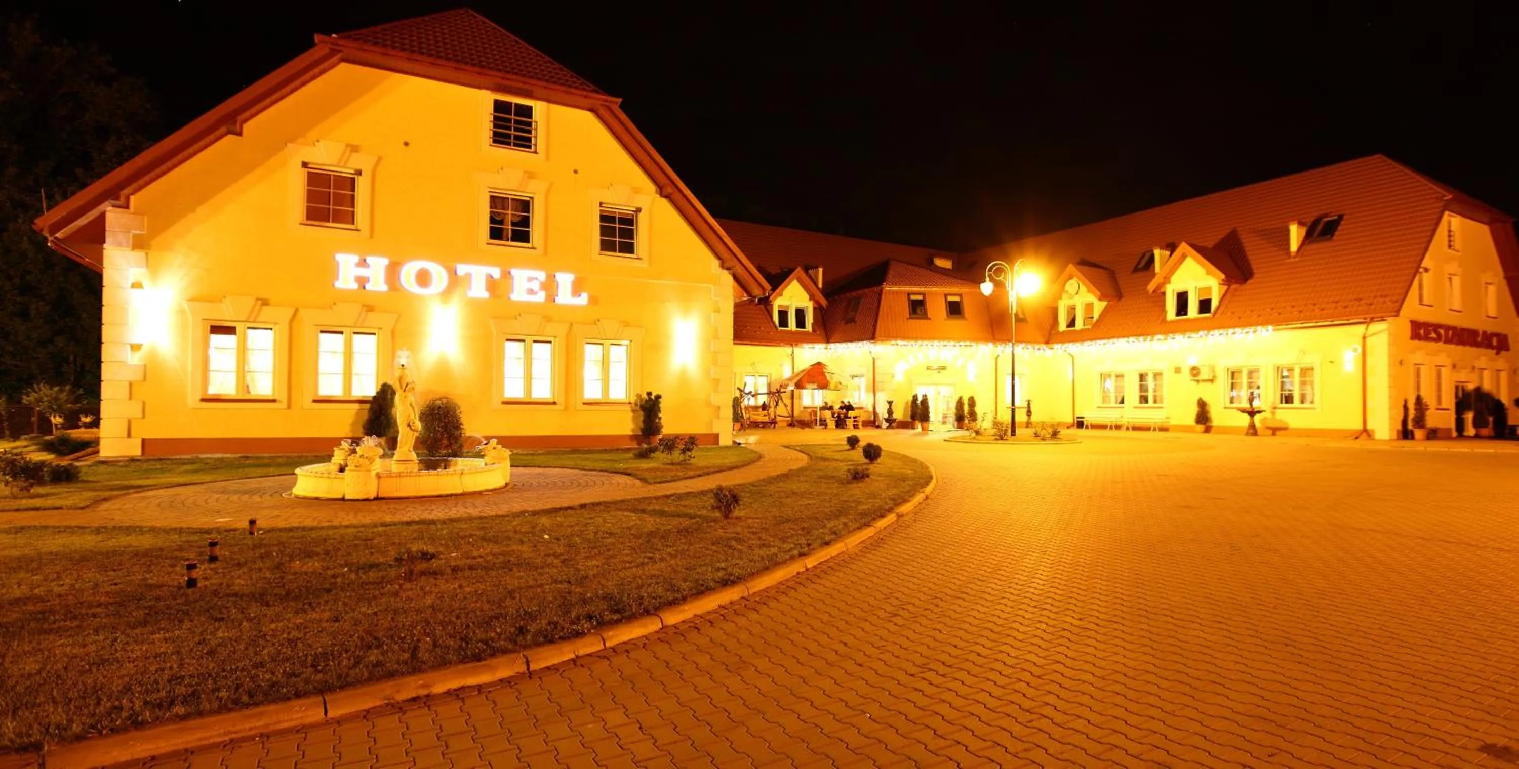 Facade/entrance in Willa Park