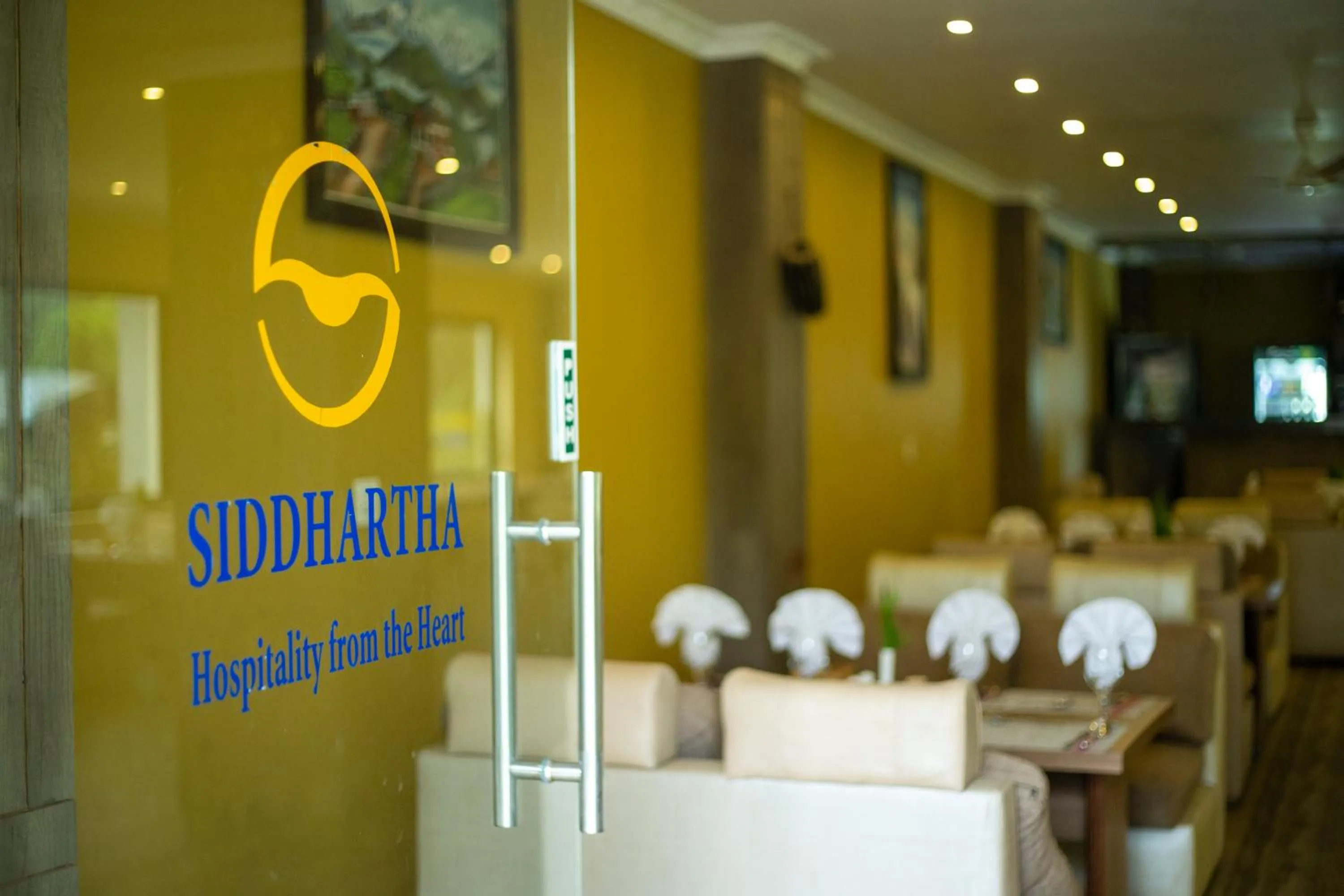 Restaurant/places to eat in Siddhartha Riverside Resort, Chumlingtar