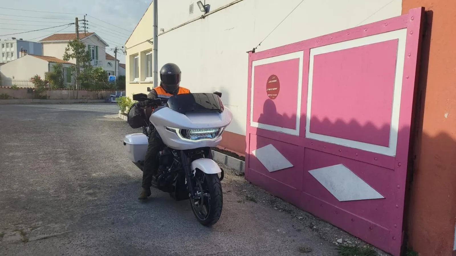 Parking in Hotel Les Rosiers