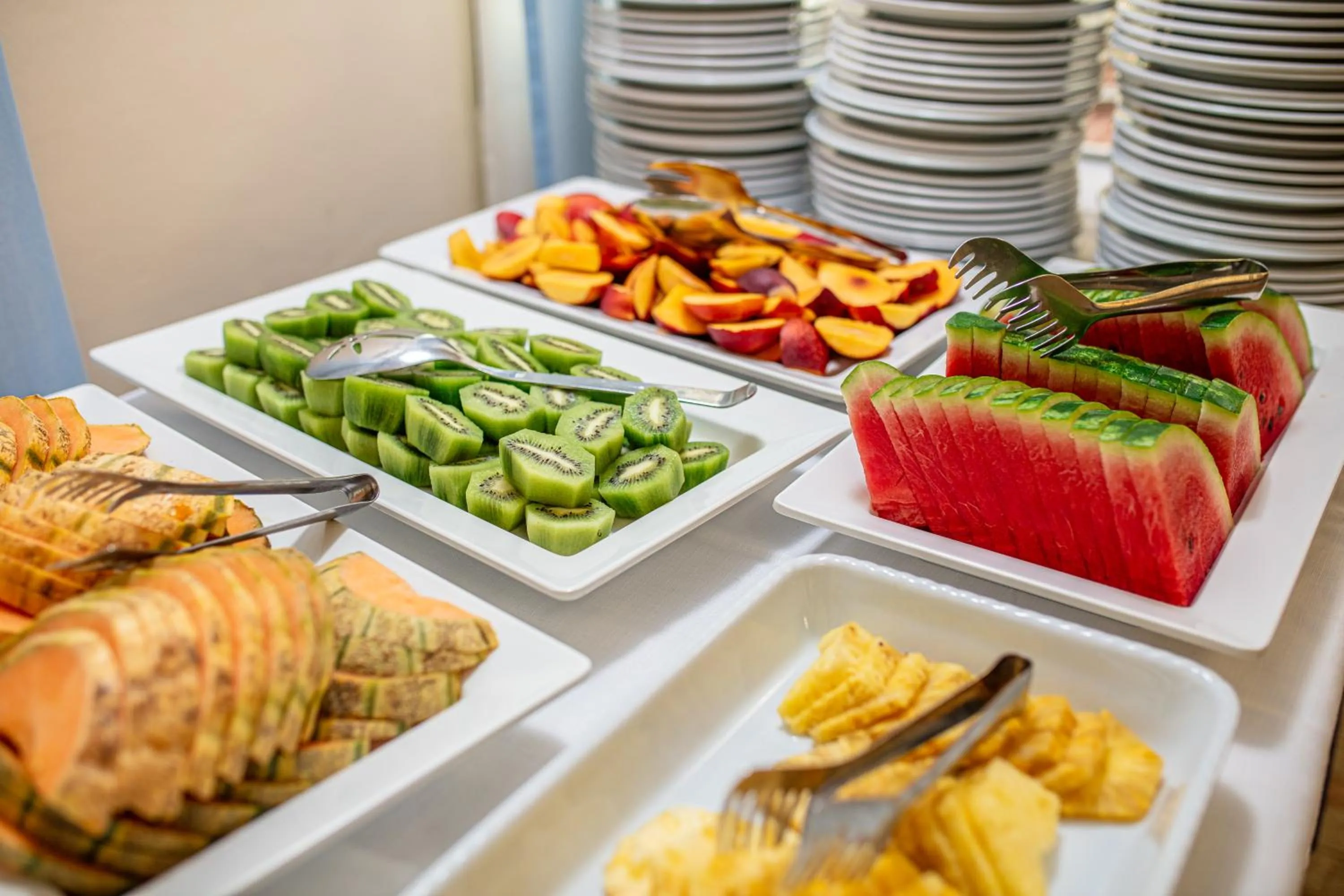 Restaurant/places to eat in Hotel Condor