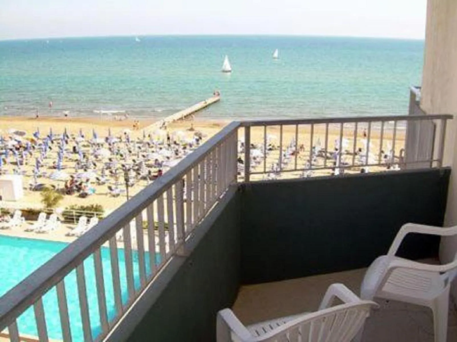 Balcony/Terrace in Hotel Condor