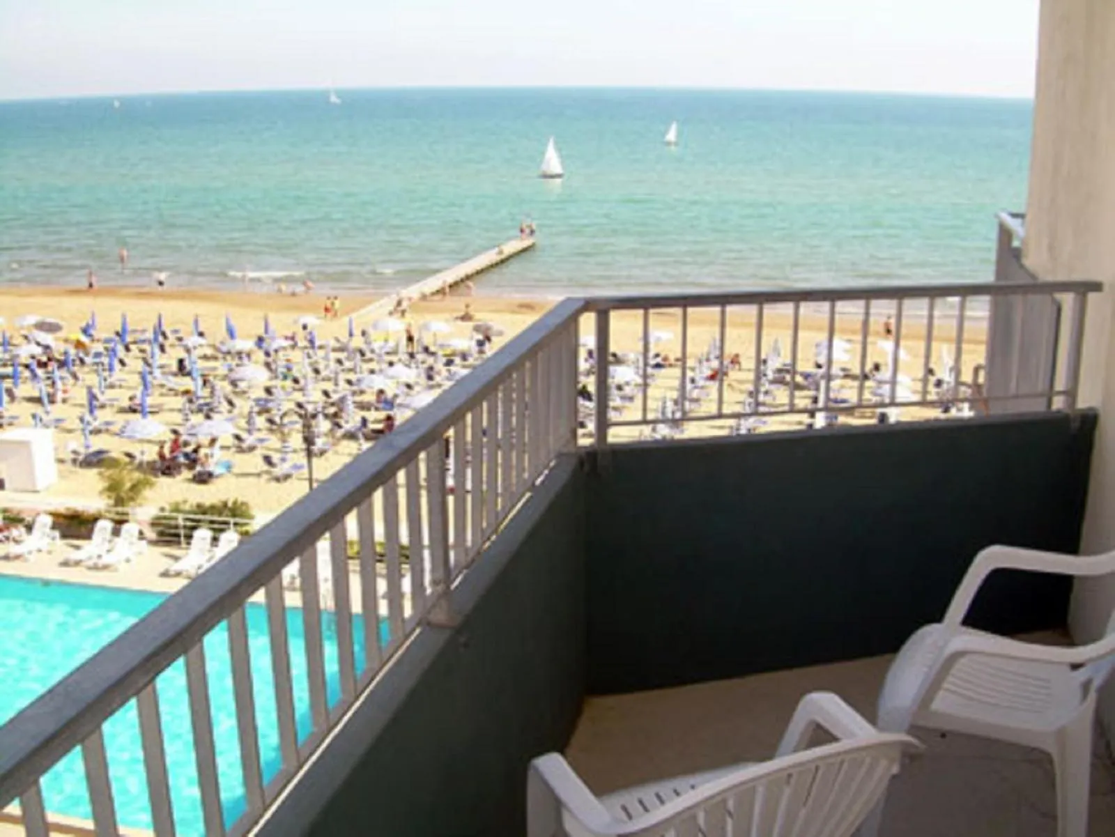 Balcony/Terrace in Hotel Condor