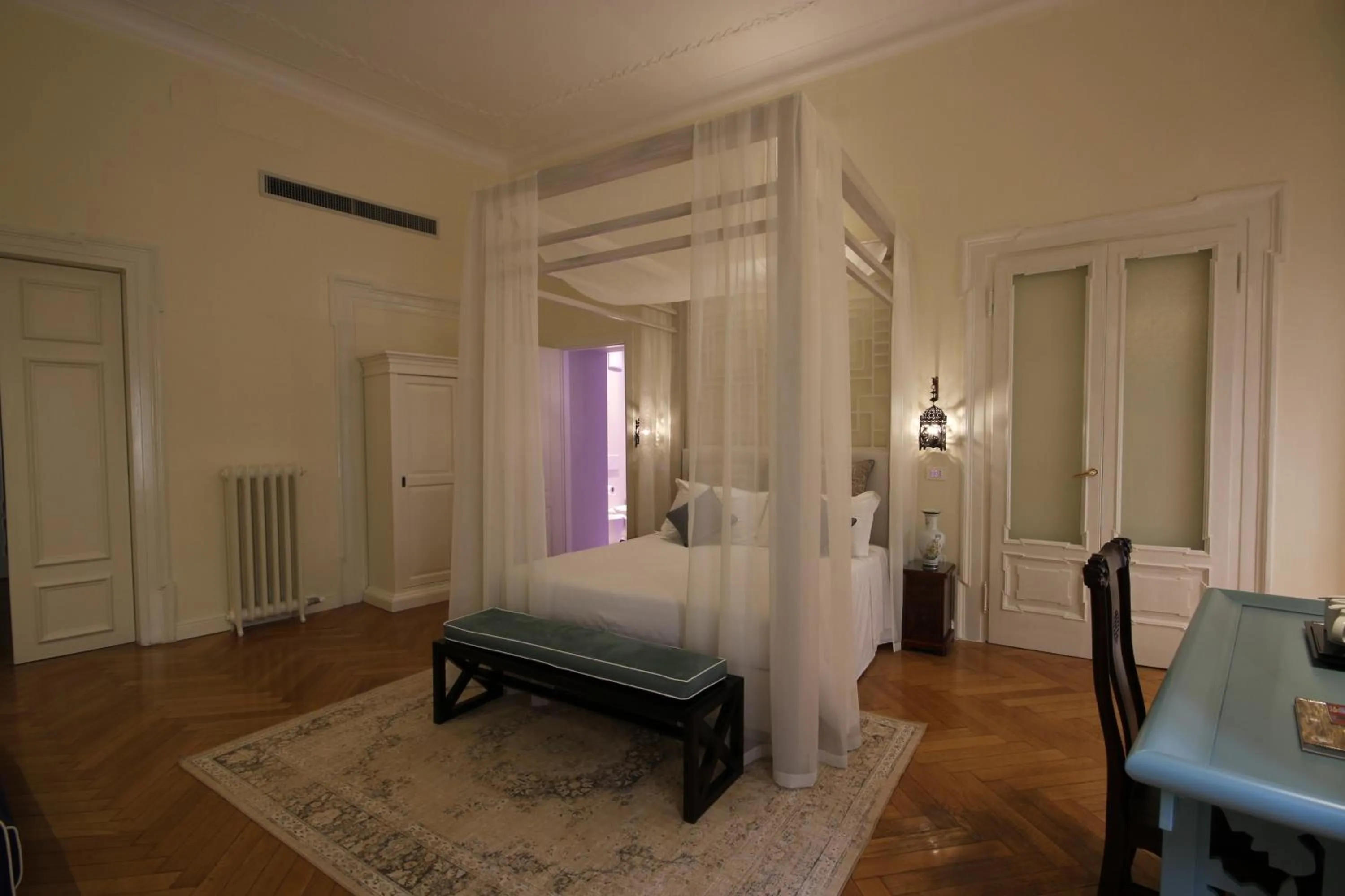 Photo of the whole room, Bed in Hotel Bologna ***S