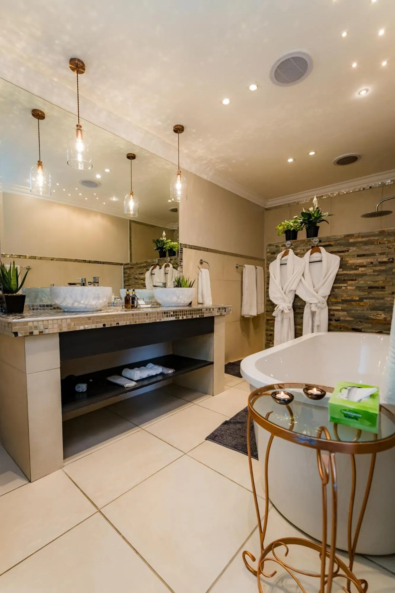 Bathroom in SW1 Lodge