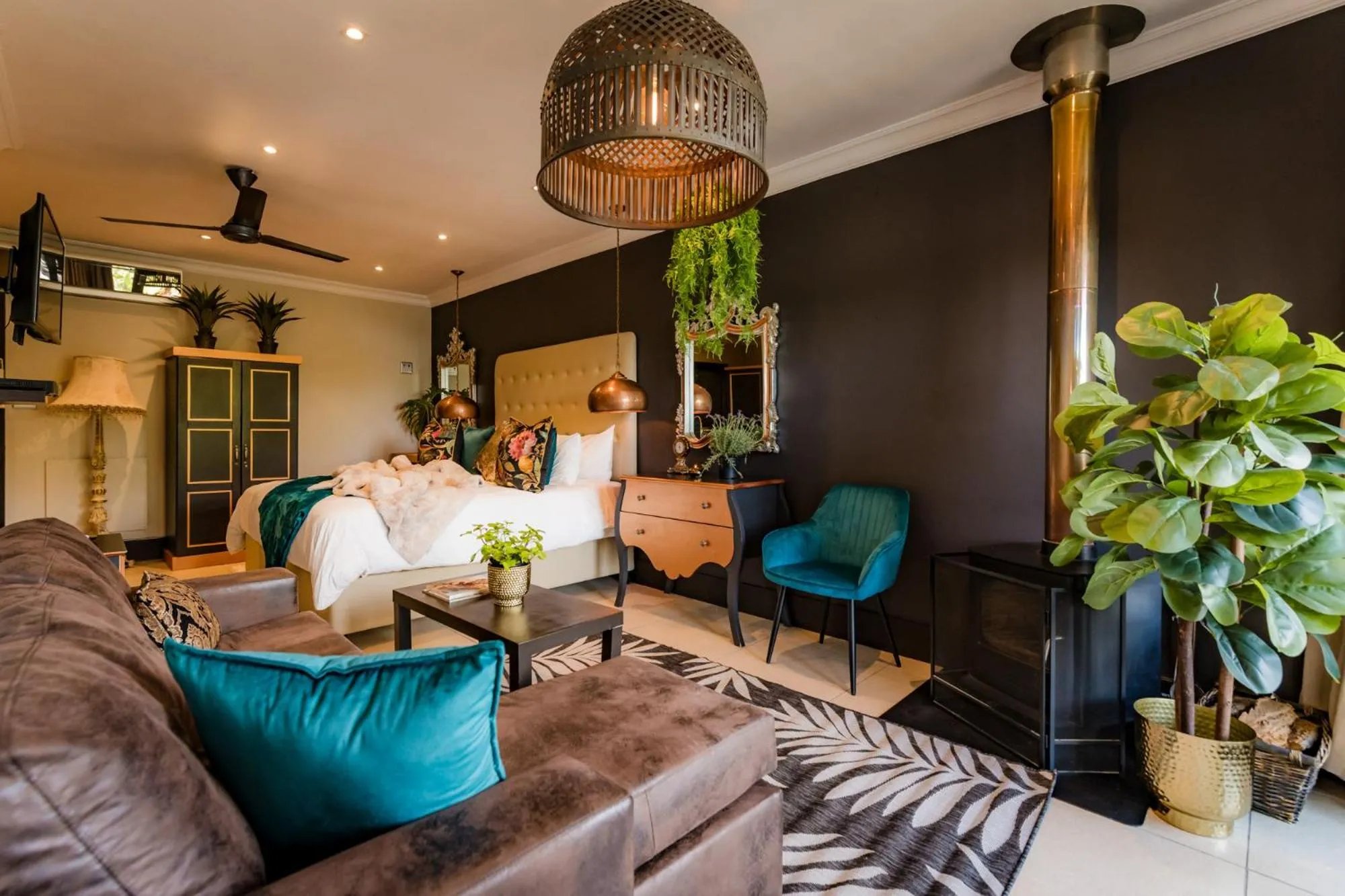 Seating area in SW1 Lodge