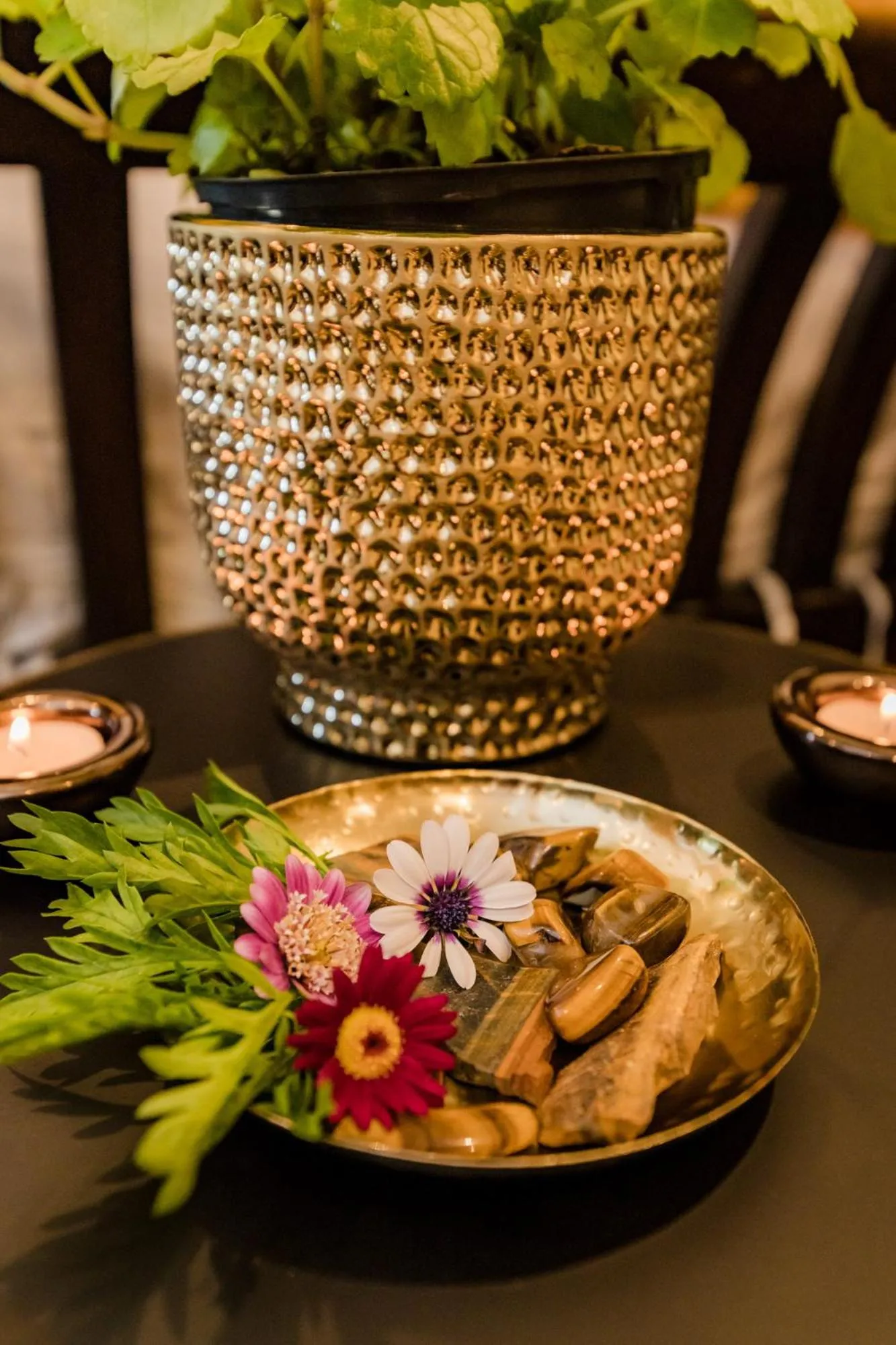 Decorative detail in SW1 Lodge