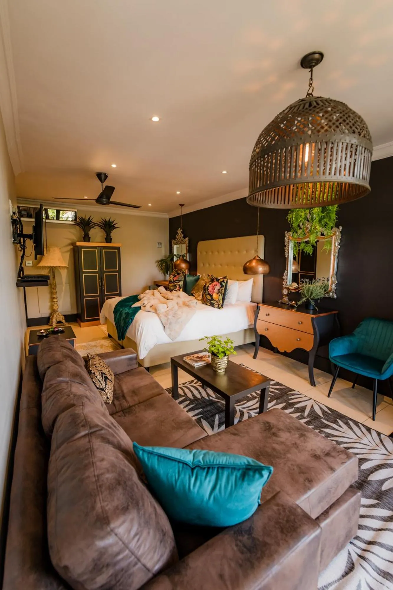 Seating area in SW1 Lodge