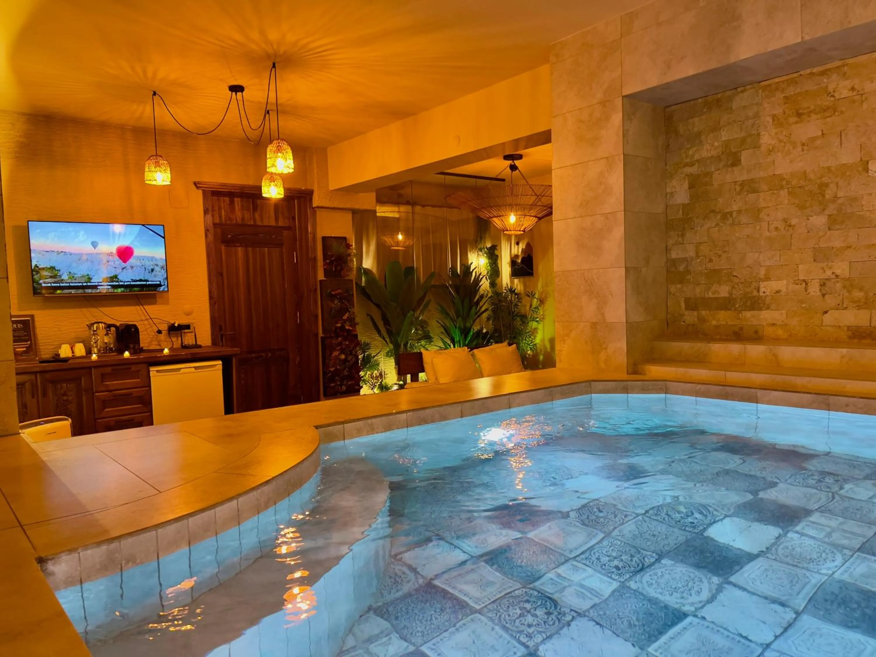Swimming pool in Louis Cappadocia