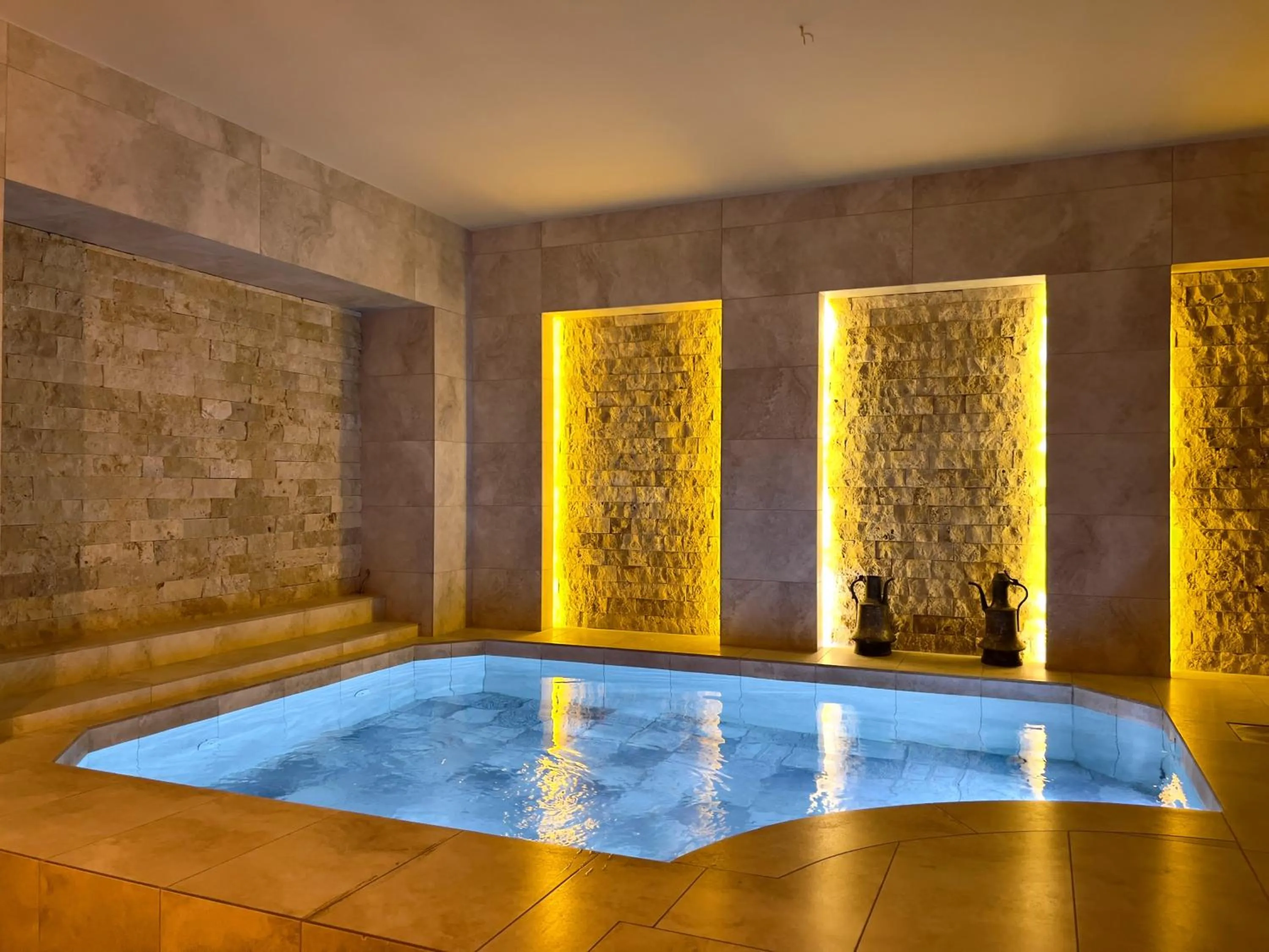 Swimming pool in Louis Cappadocia