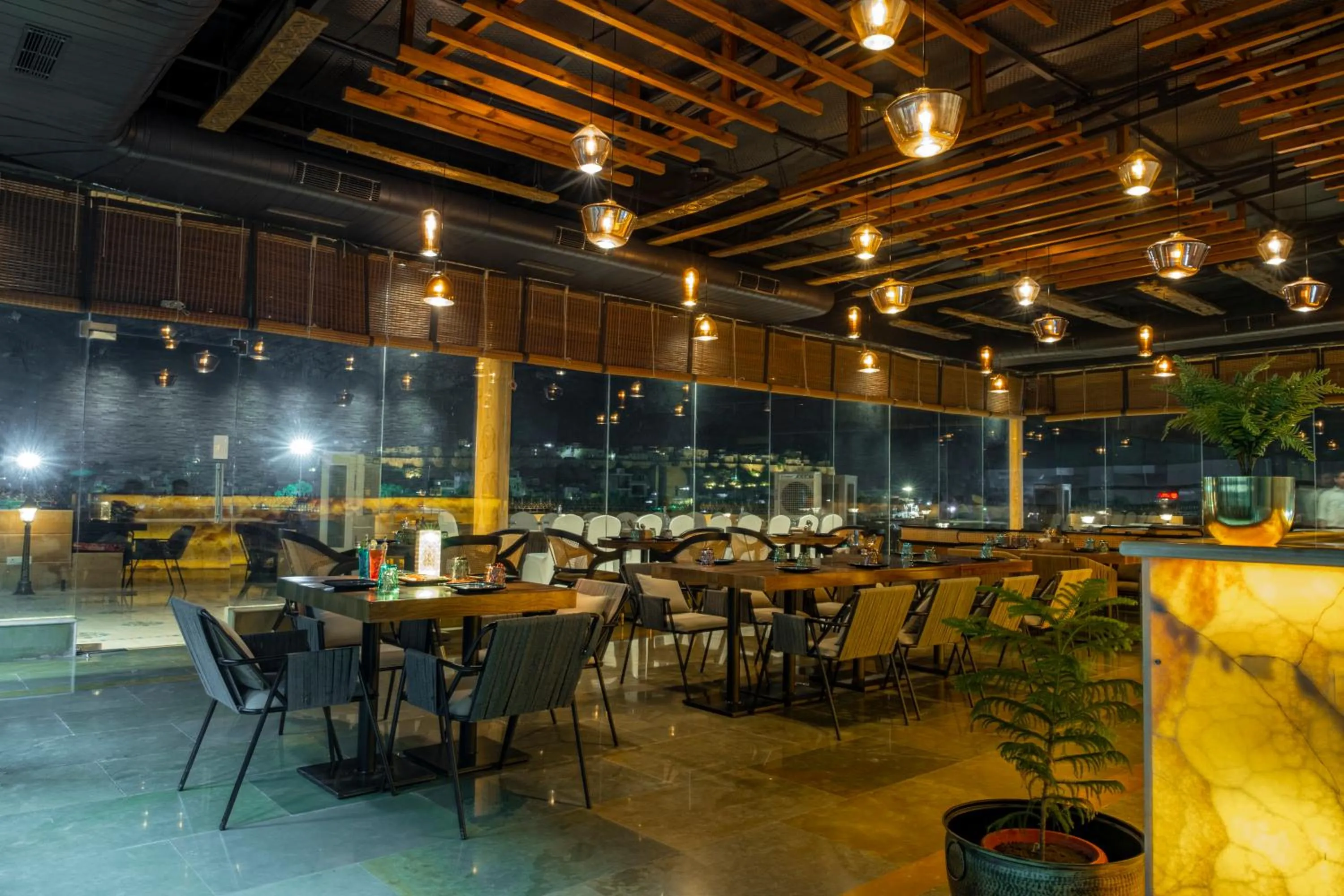 Restaurant/places to eat in Rupal Residency