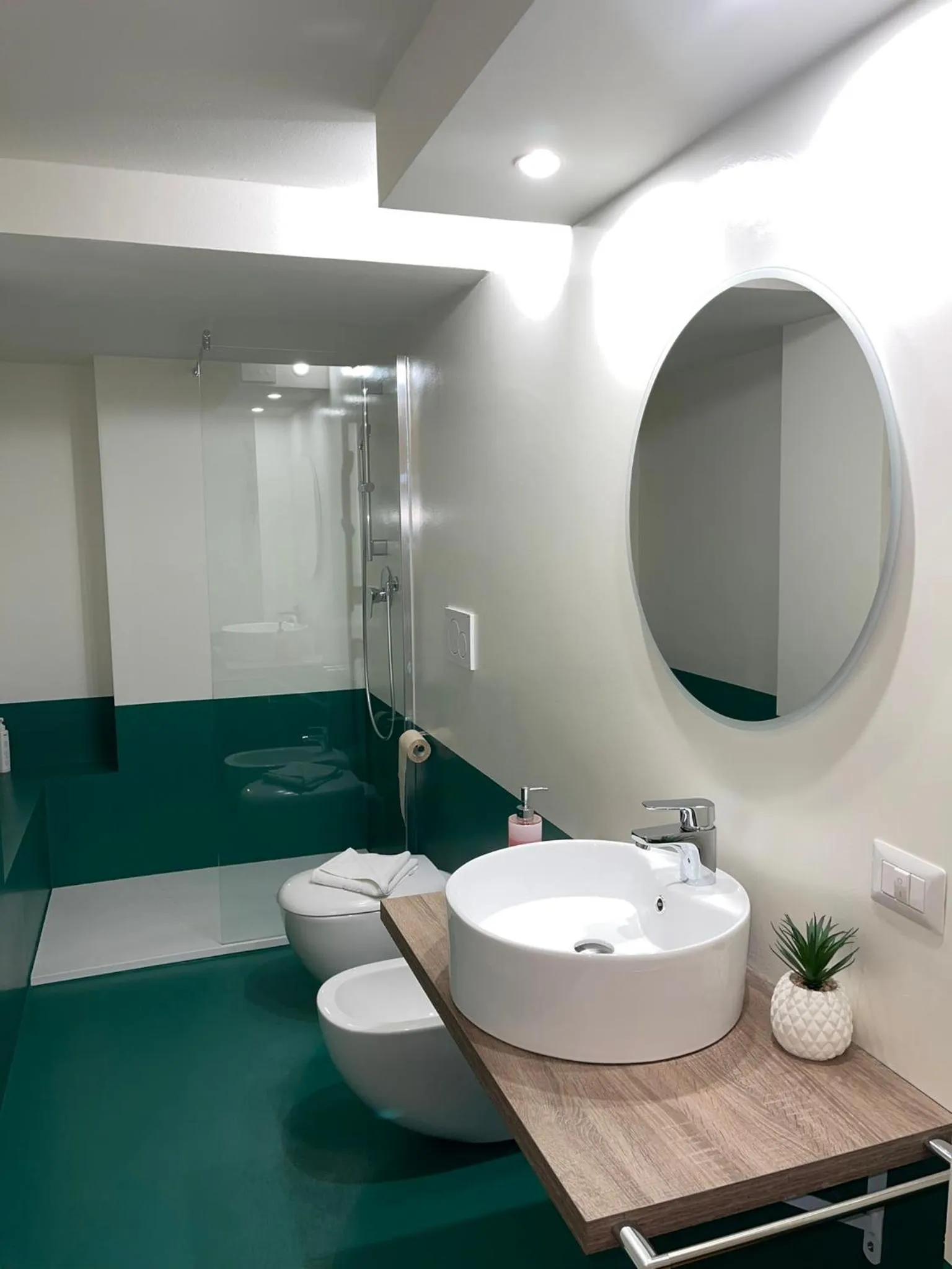 Bathroom in Easy Milano - Rooms and Apartments Navigli