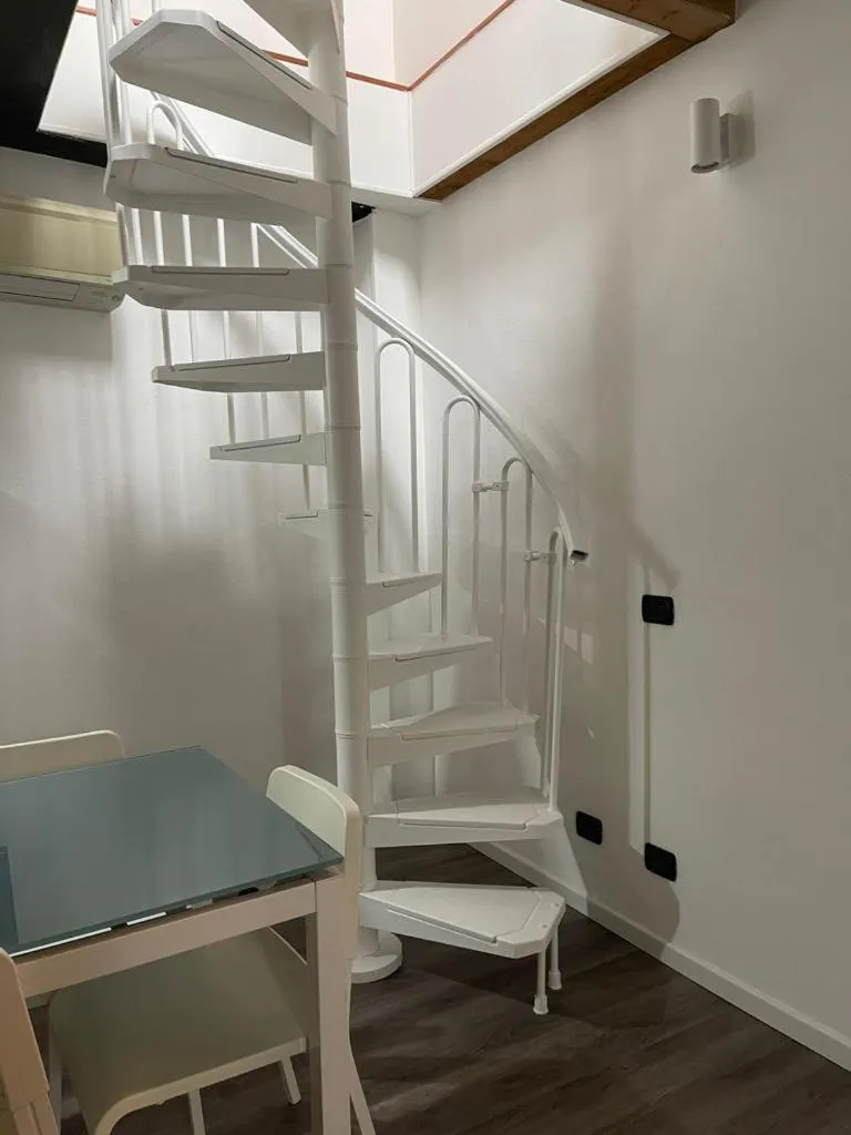 Living room in Easy Milano - Rooms and Apartments Navigli