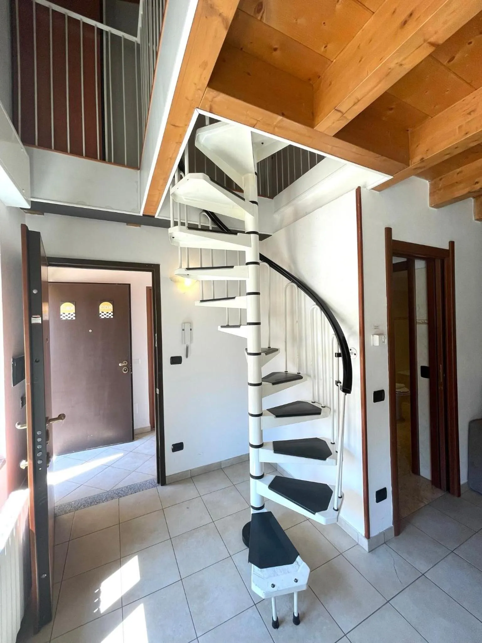 Facade/entrance in Easy Milano - Rooms and Apartments Navigli