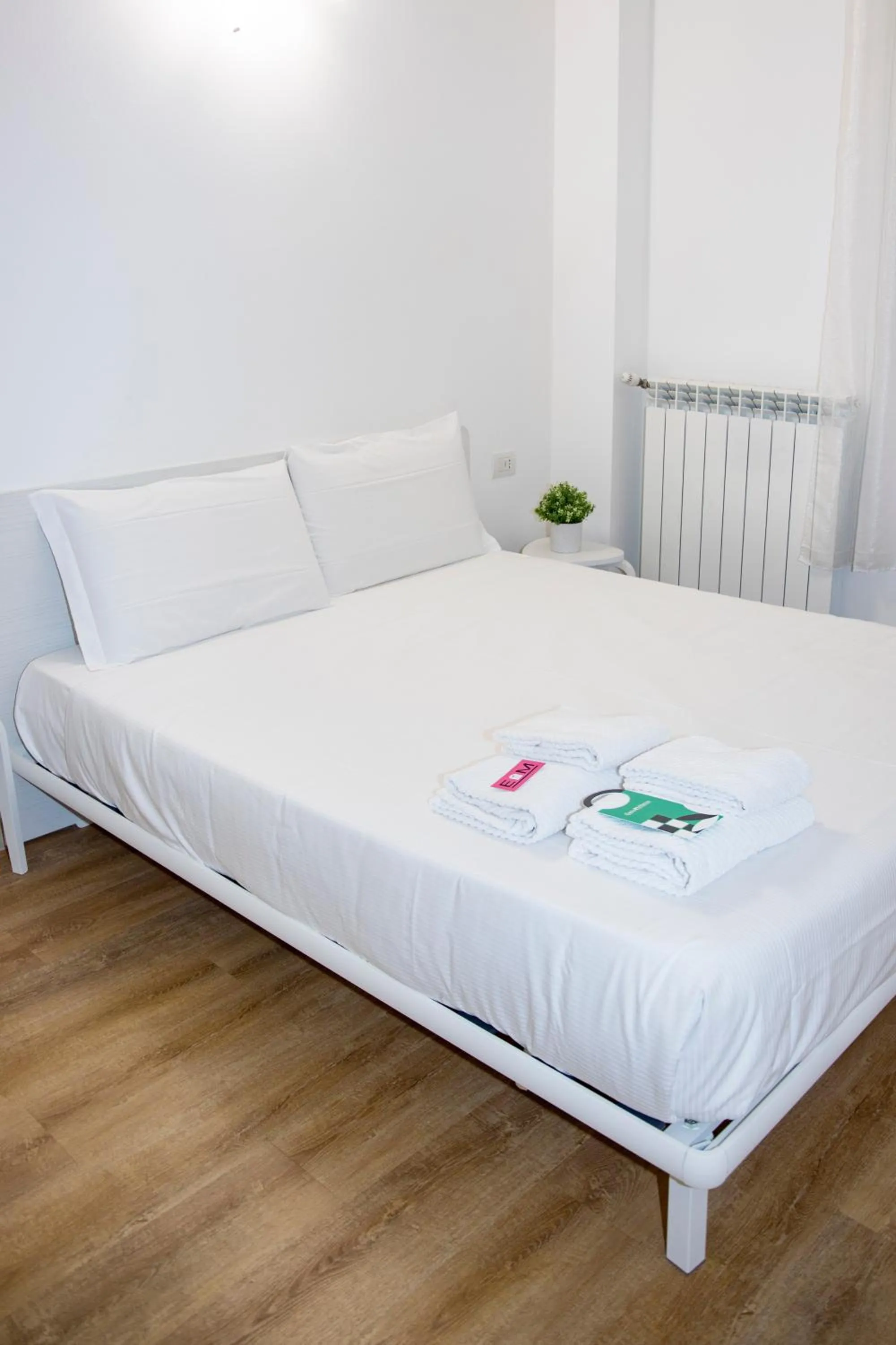 Bed in Easy Milano - Rooms and Apartments Navigli