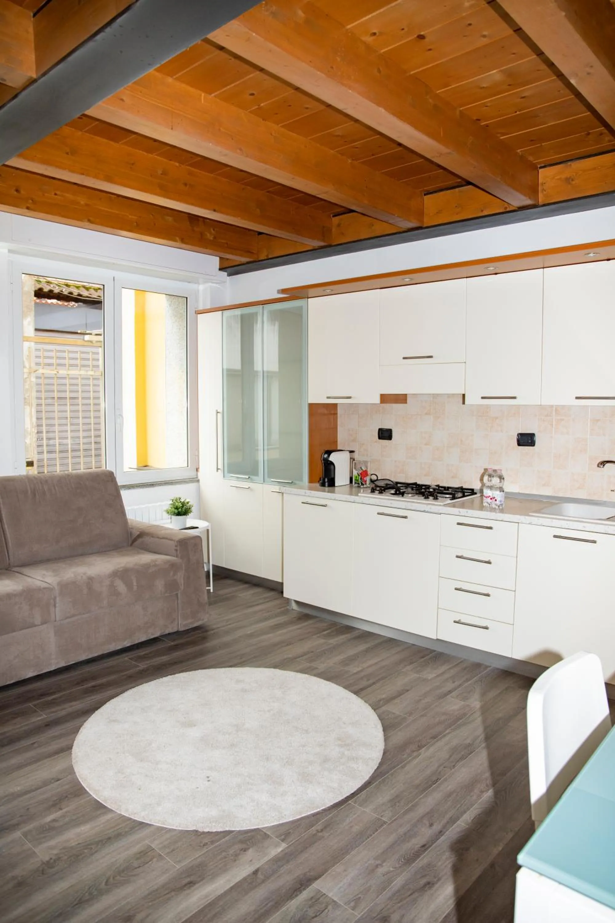 Kitchen or kitchenette in Easy Milano - Rooms and Apartments Navigli