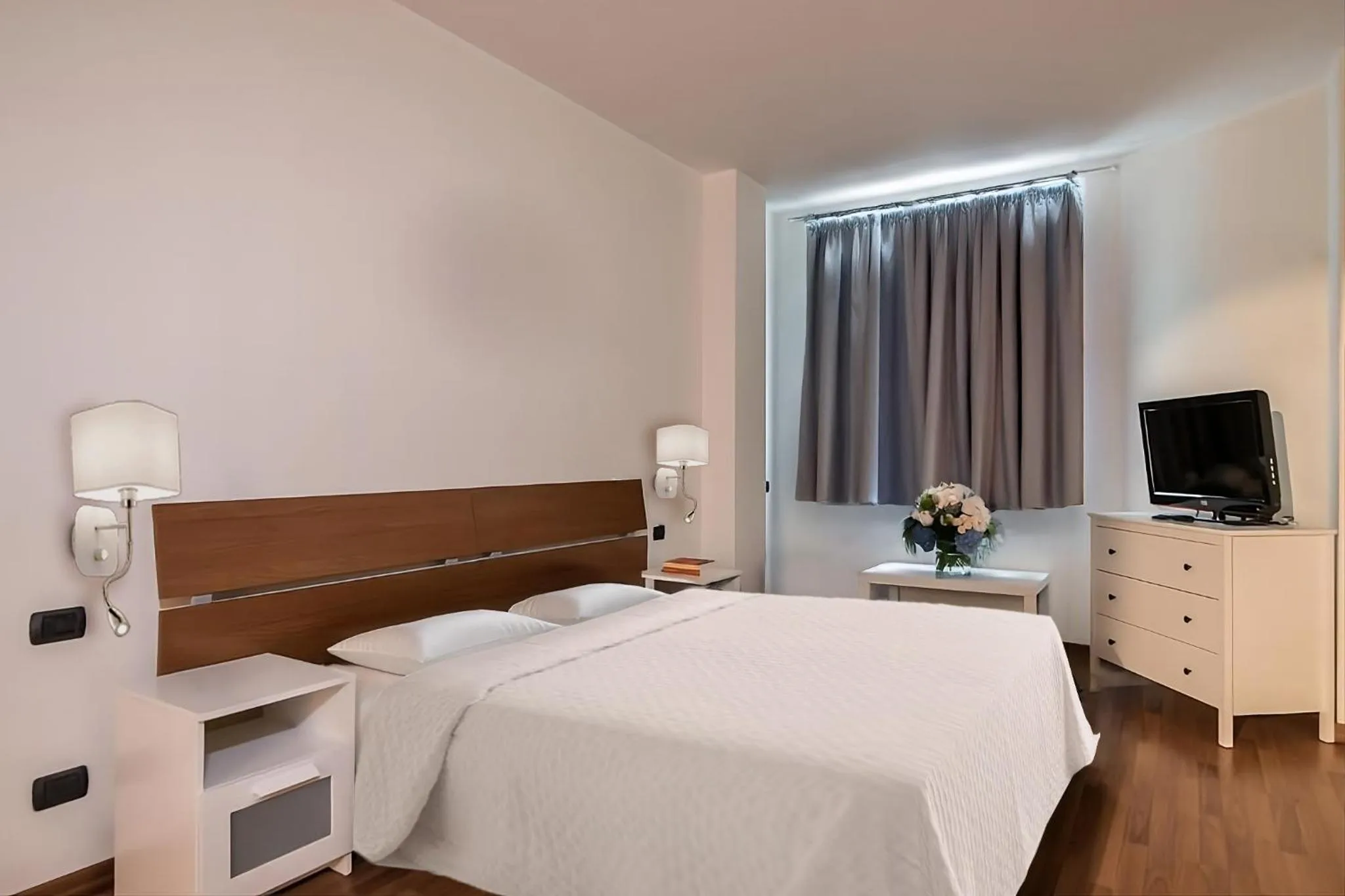 Bedroom, Bed in AHG Golf Hotel Porta Del Sole