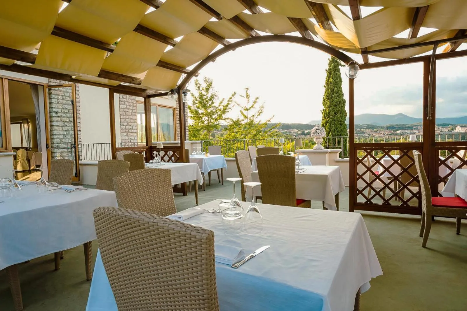 Restaurant/places to eat in AHG Golf Hotel Porta Del Sole