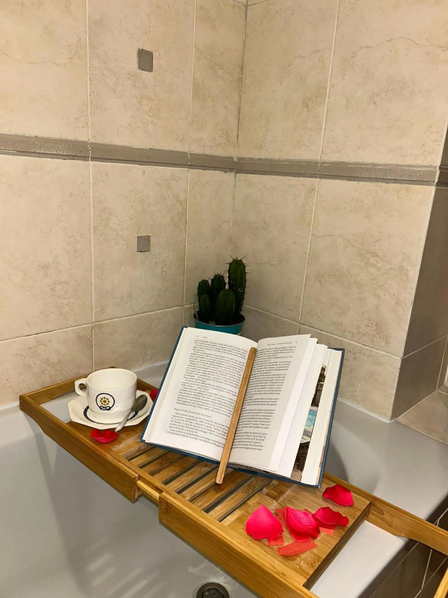 Shower in La Dimora di Livia