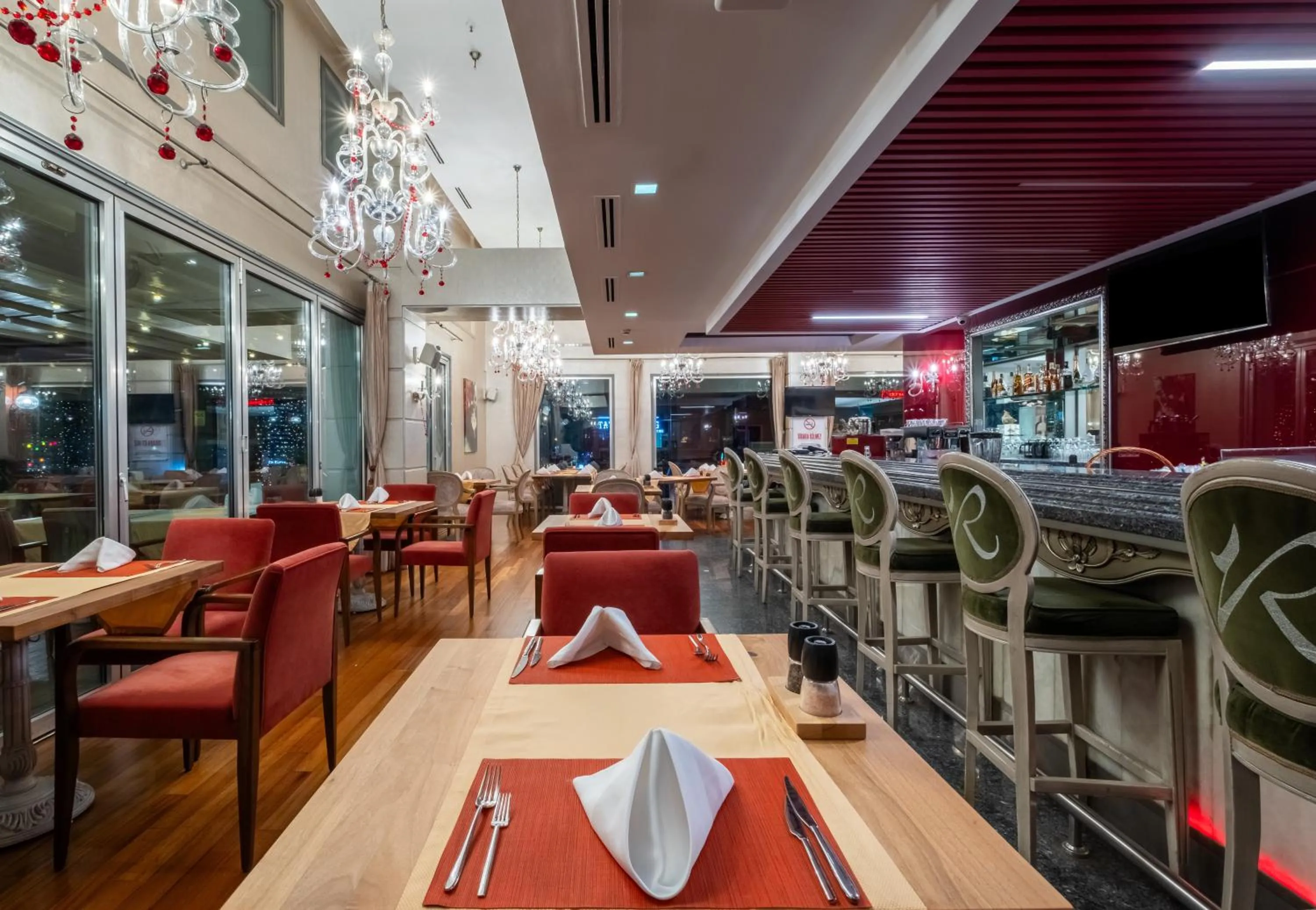 Restaurant/places to eat in Ramada by Wyndham Ankara