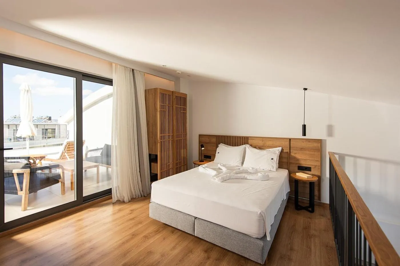 Bed in Mediterranean Dream